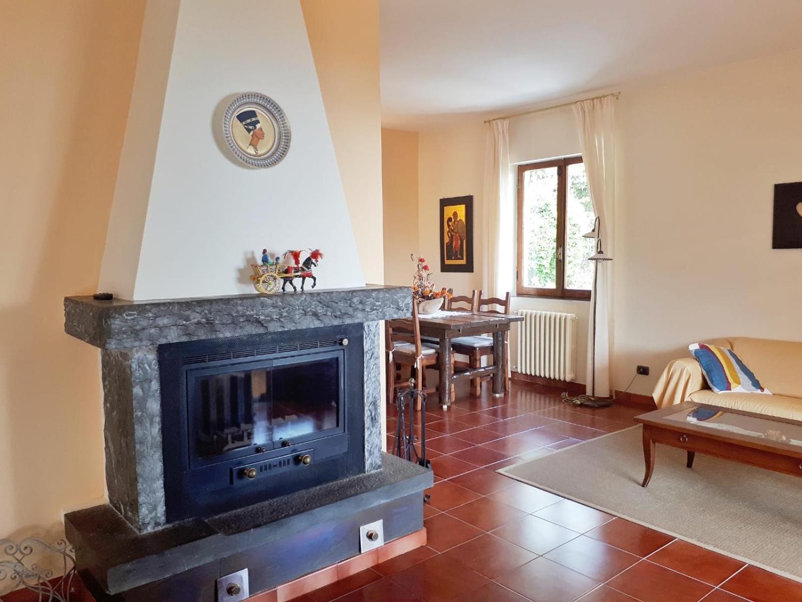 Villa - Photo 1