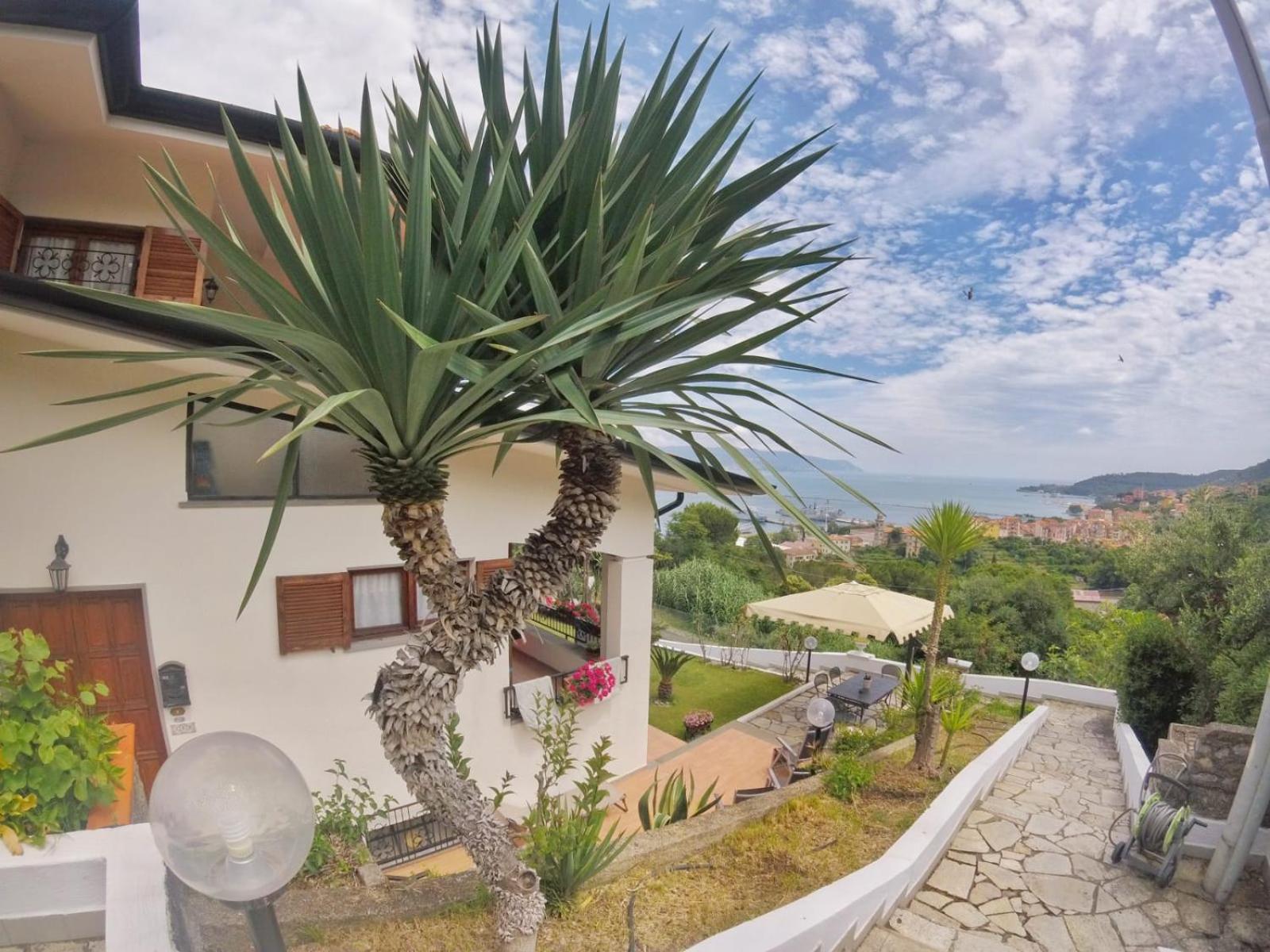 Villa - Photo 11