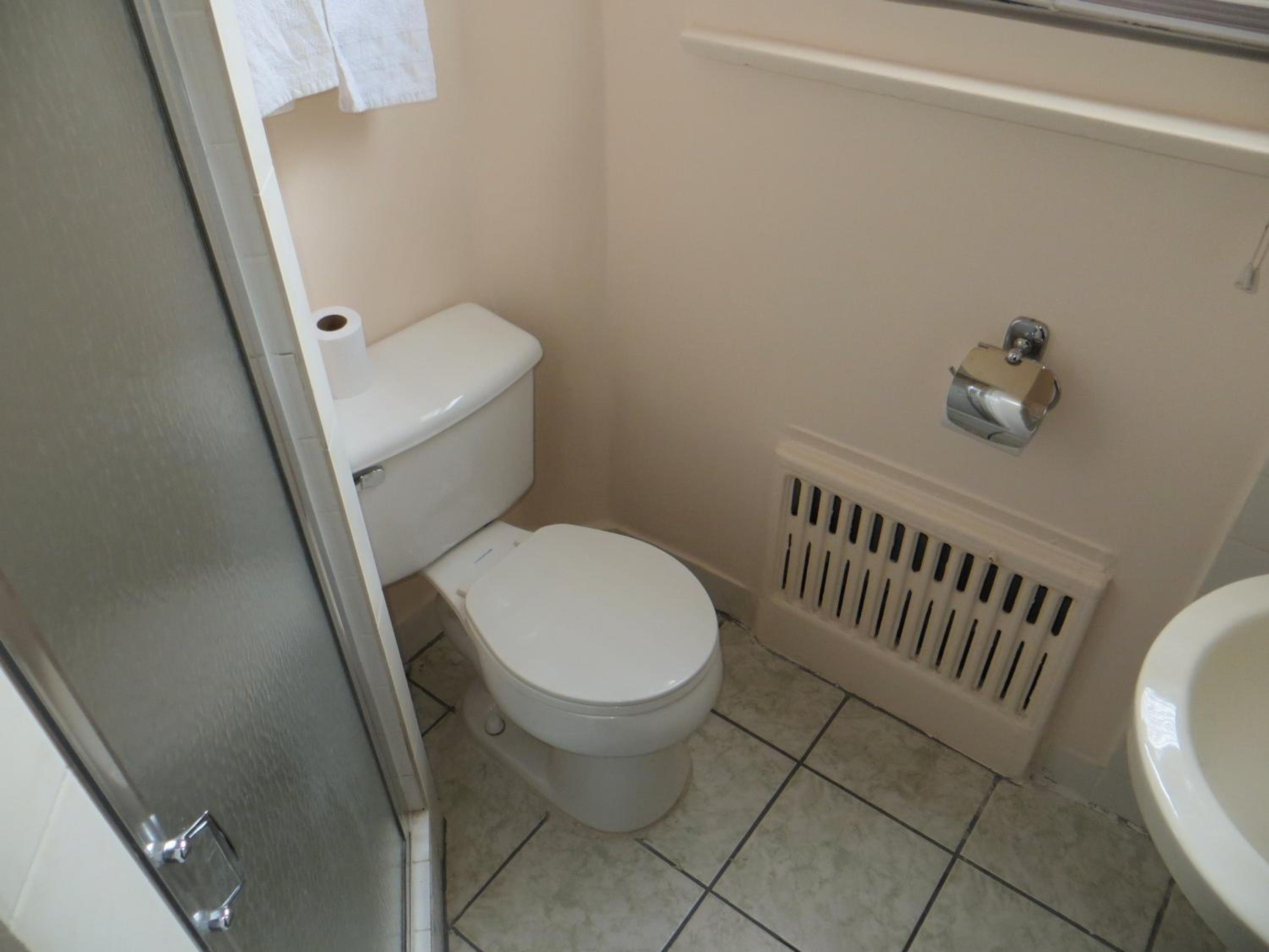 Double Room - Photo 4