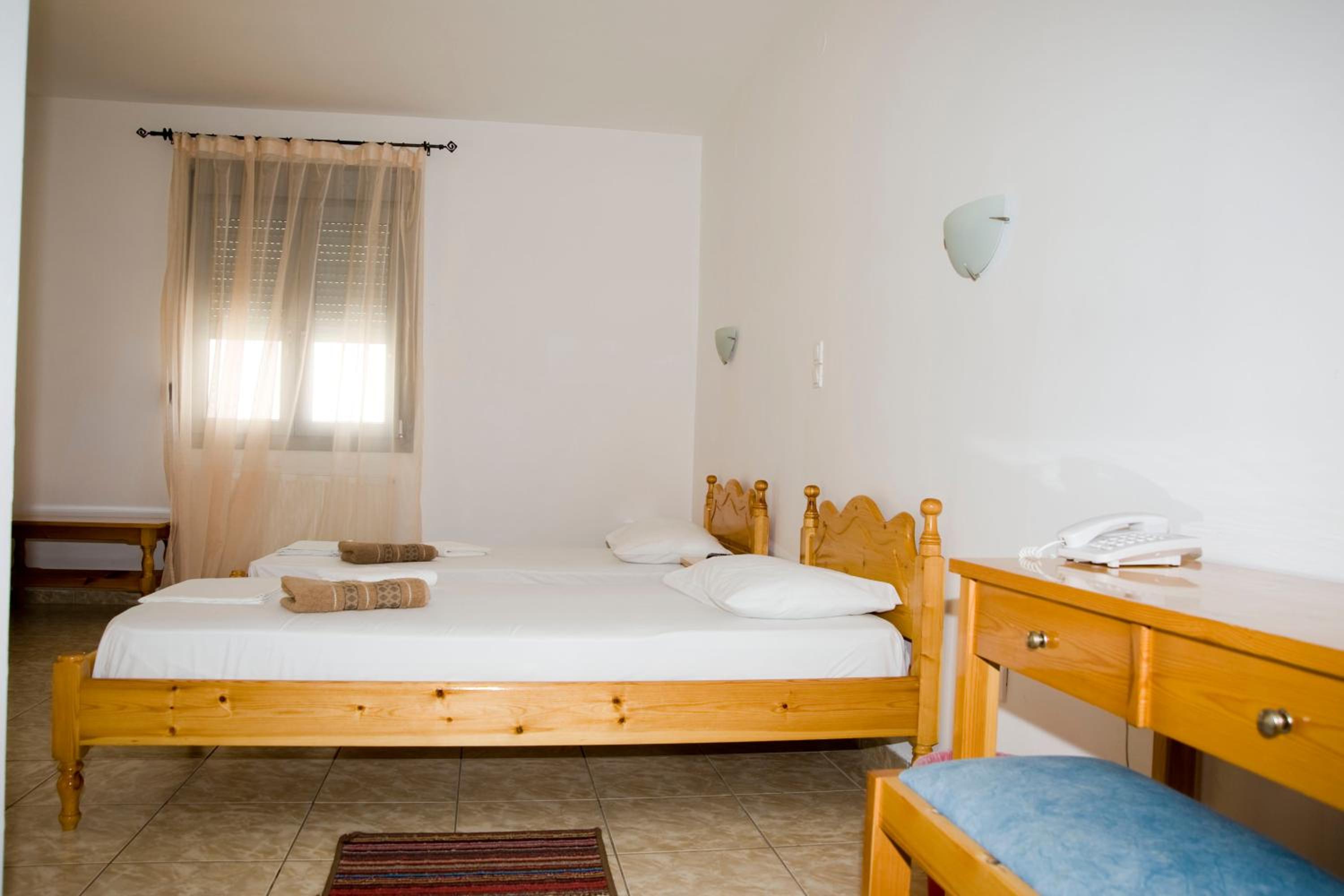 Economy Double or Twin Room - Photo 11