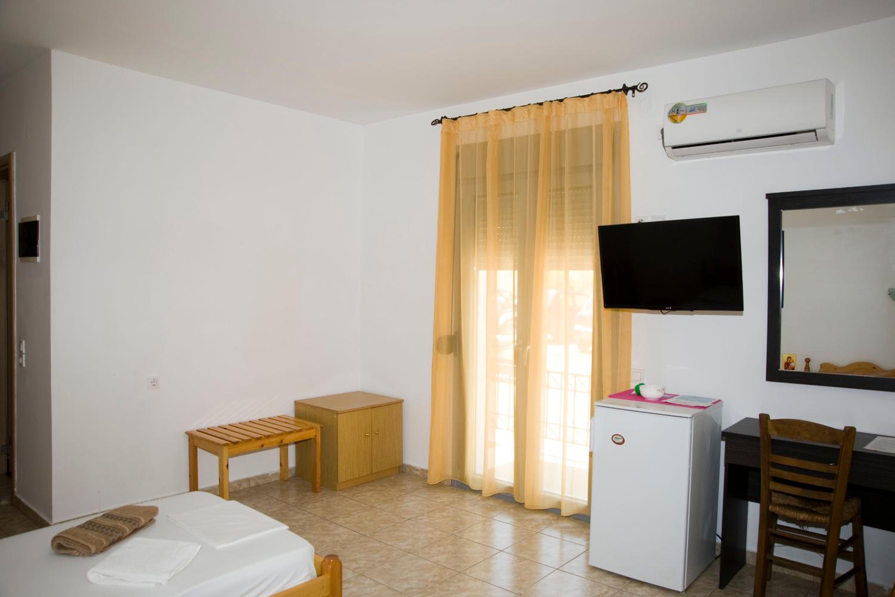 Economy Double or Twin Room - Photo 4
