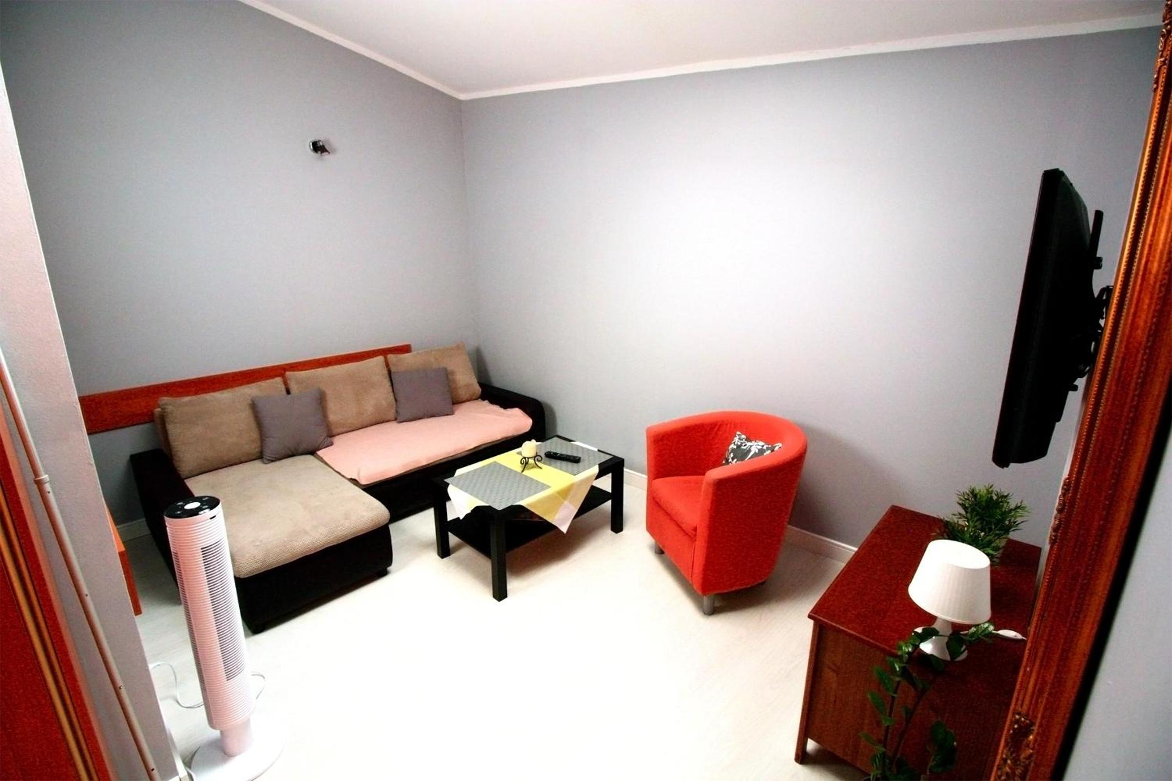 Apartment photo 2