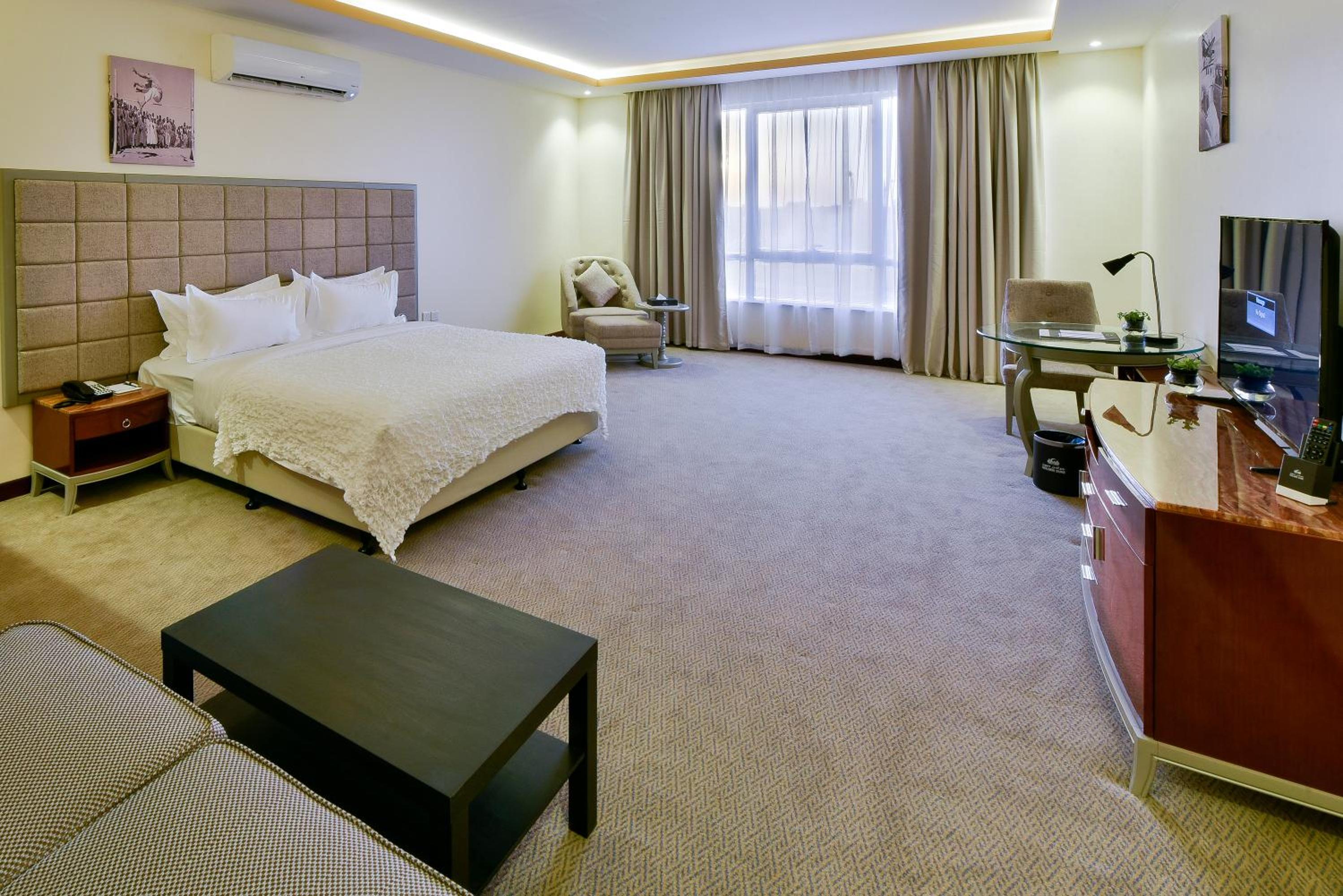 Superior Apartment - Photo 2