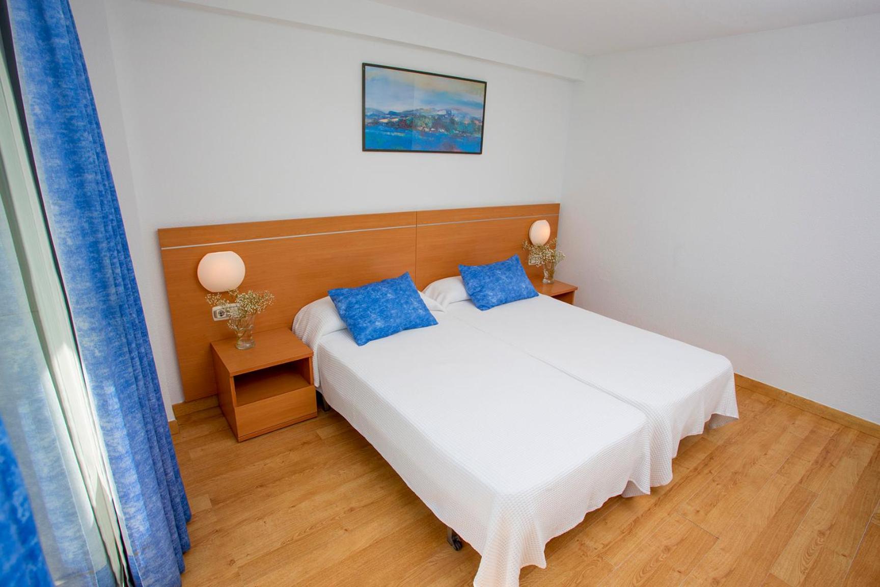 Twin Room with Extra Bed (2 Adults + 1 Child)
