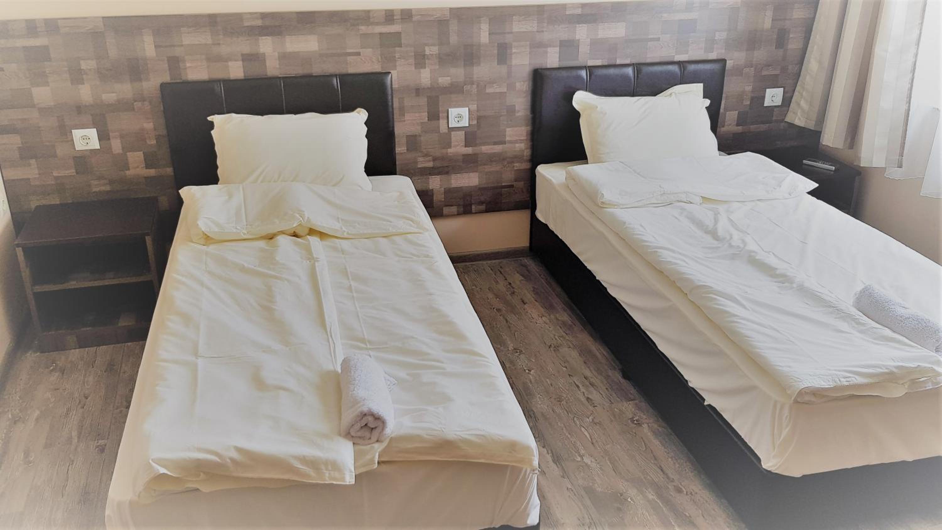 Deluxe Twin Room - Photo 4