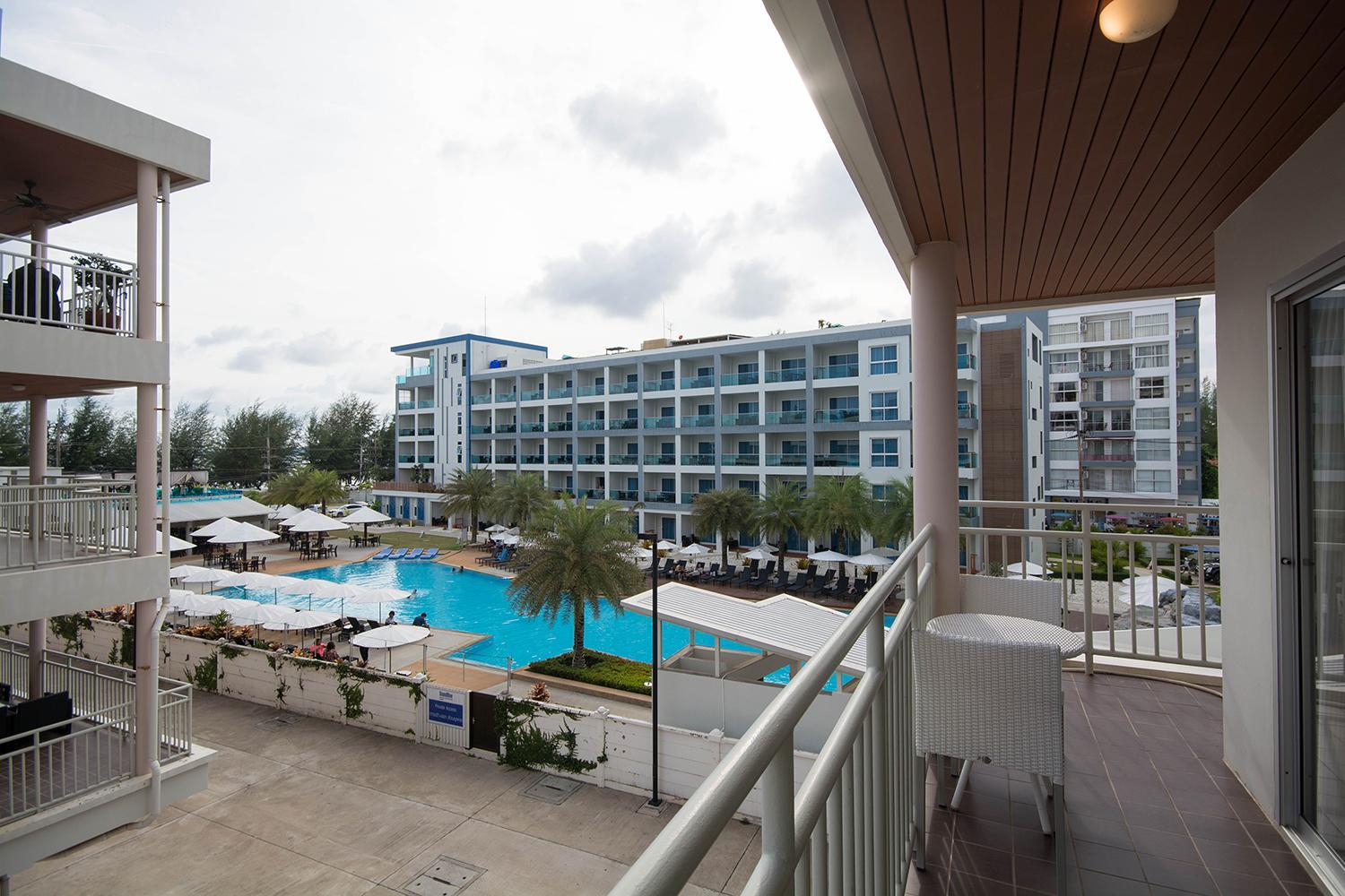 Apartment with Sea View - Photo 25