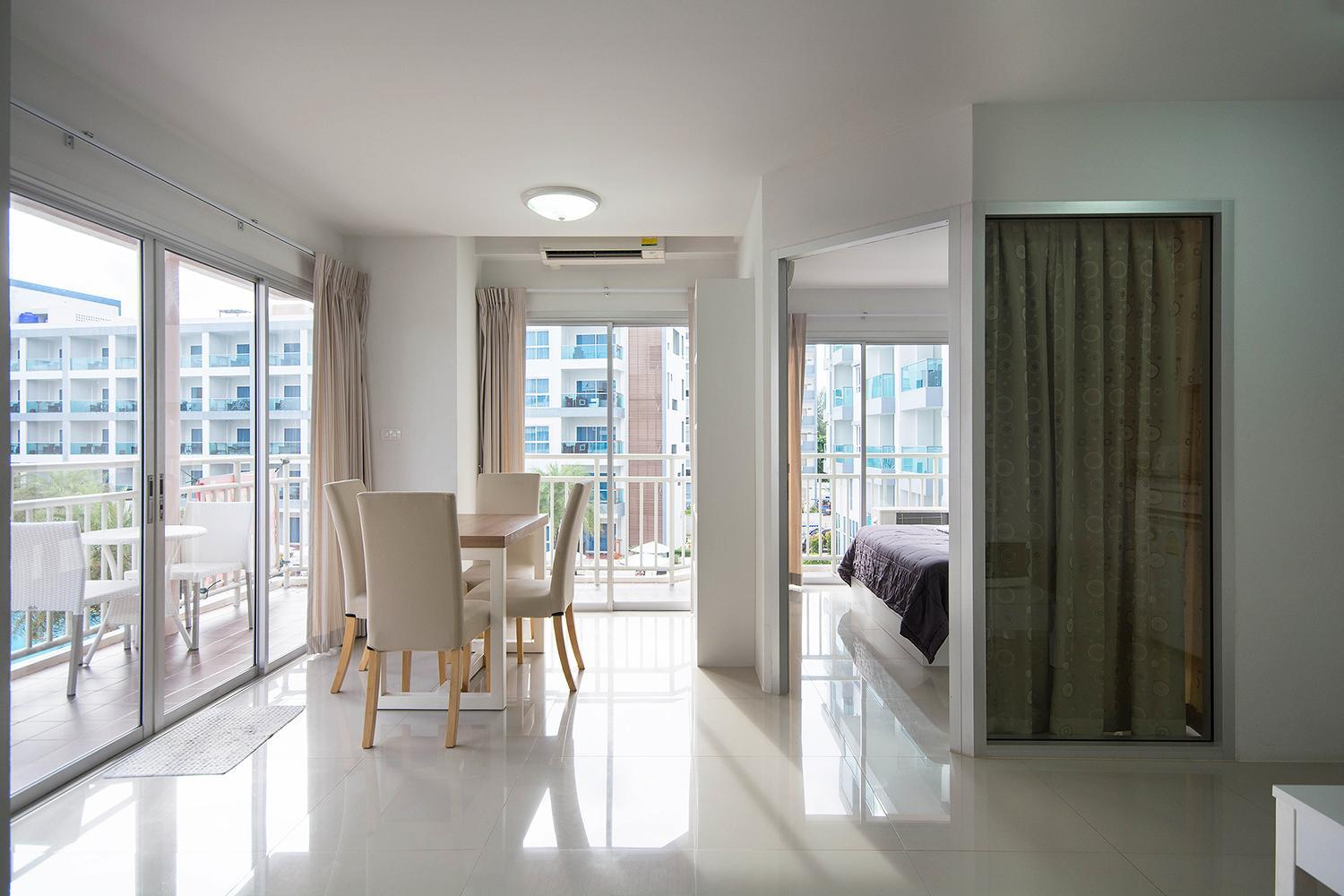 Apartment with Sea View - Photo 26