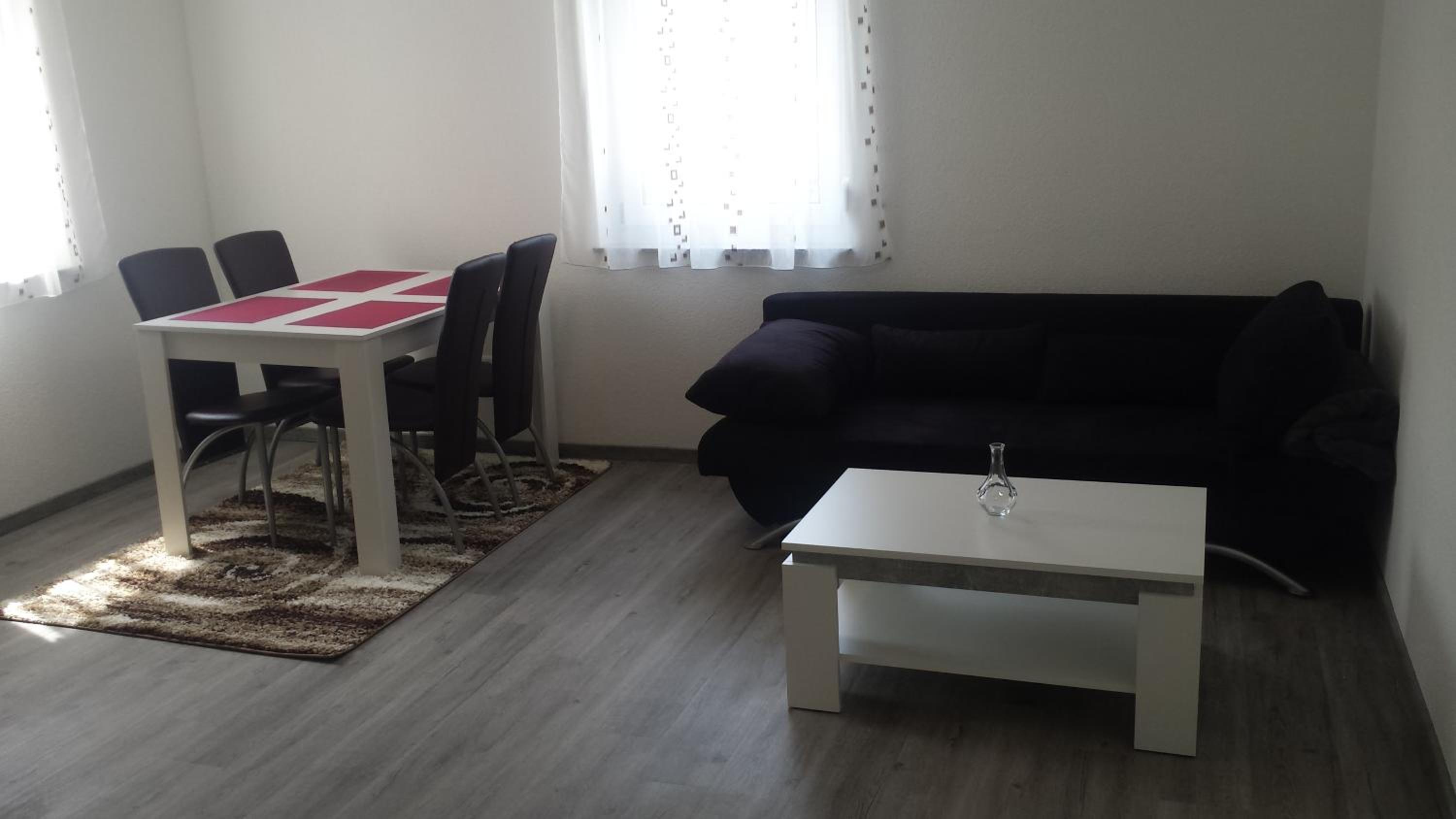 Apartment photo 3