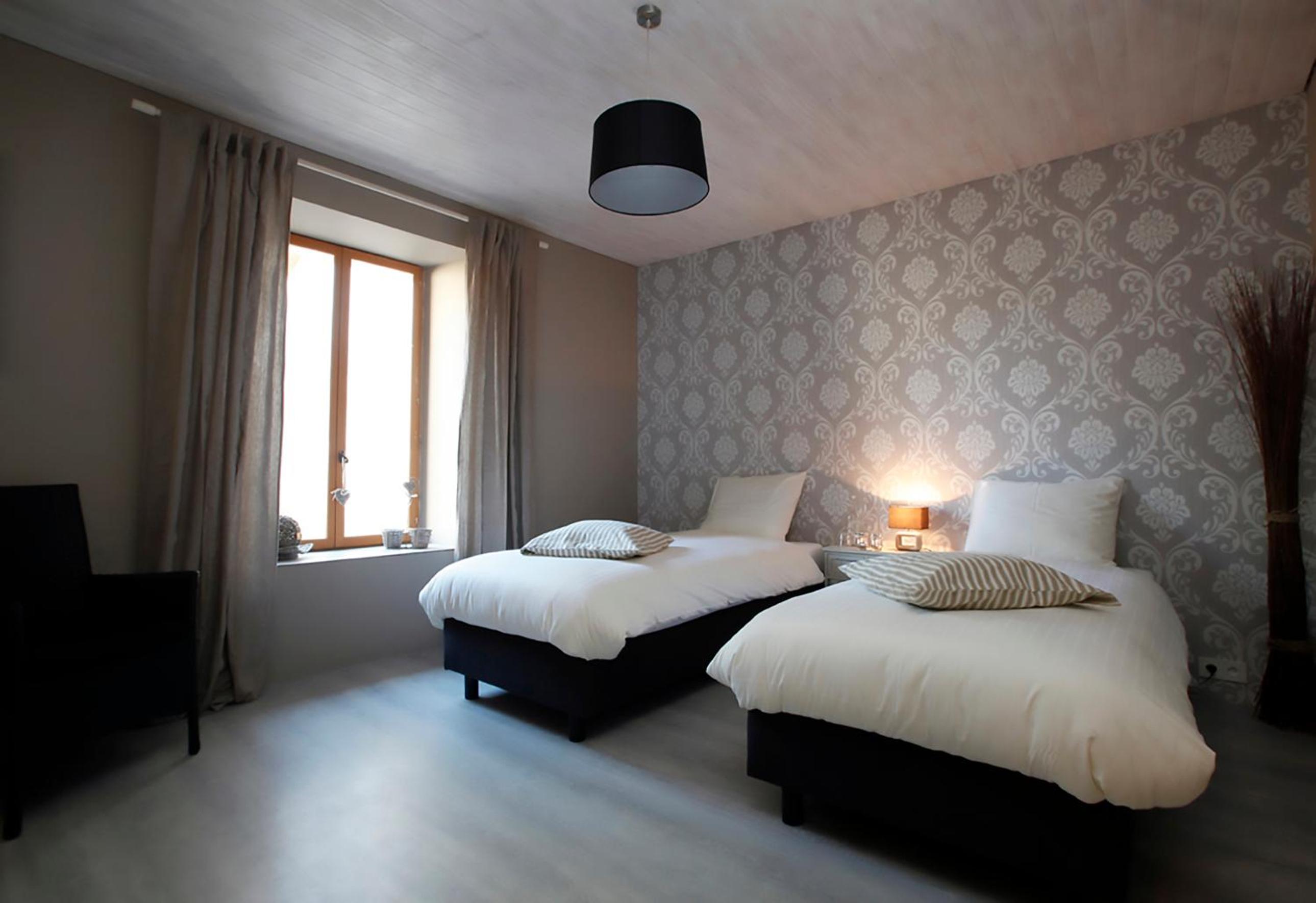 Twin Room with Private Bathroom photo 1