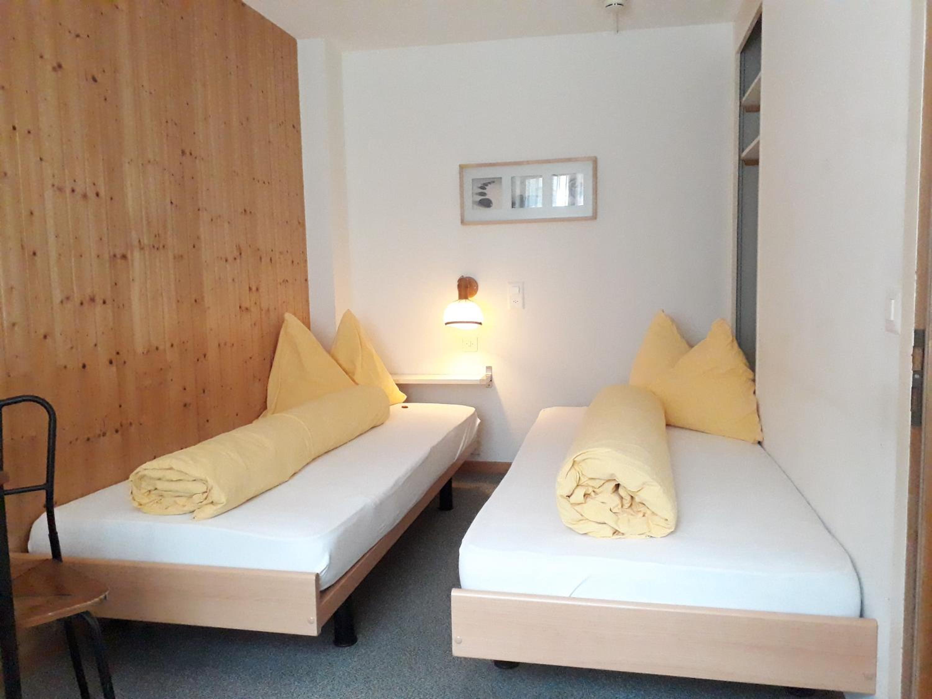 Interconnecting Double and Twin Room photo 1