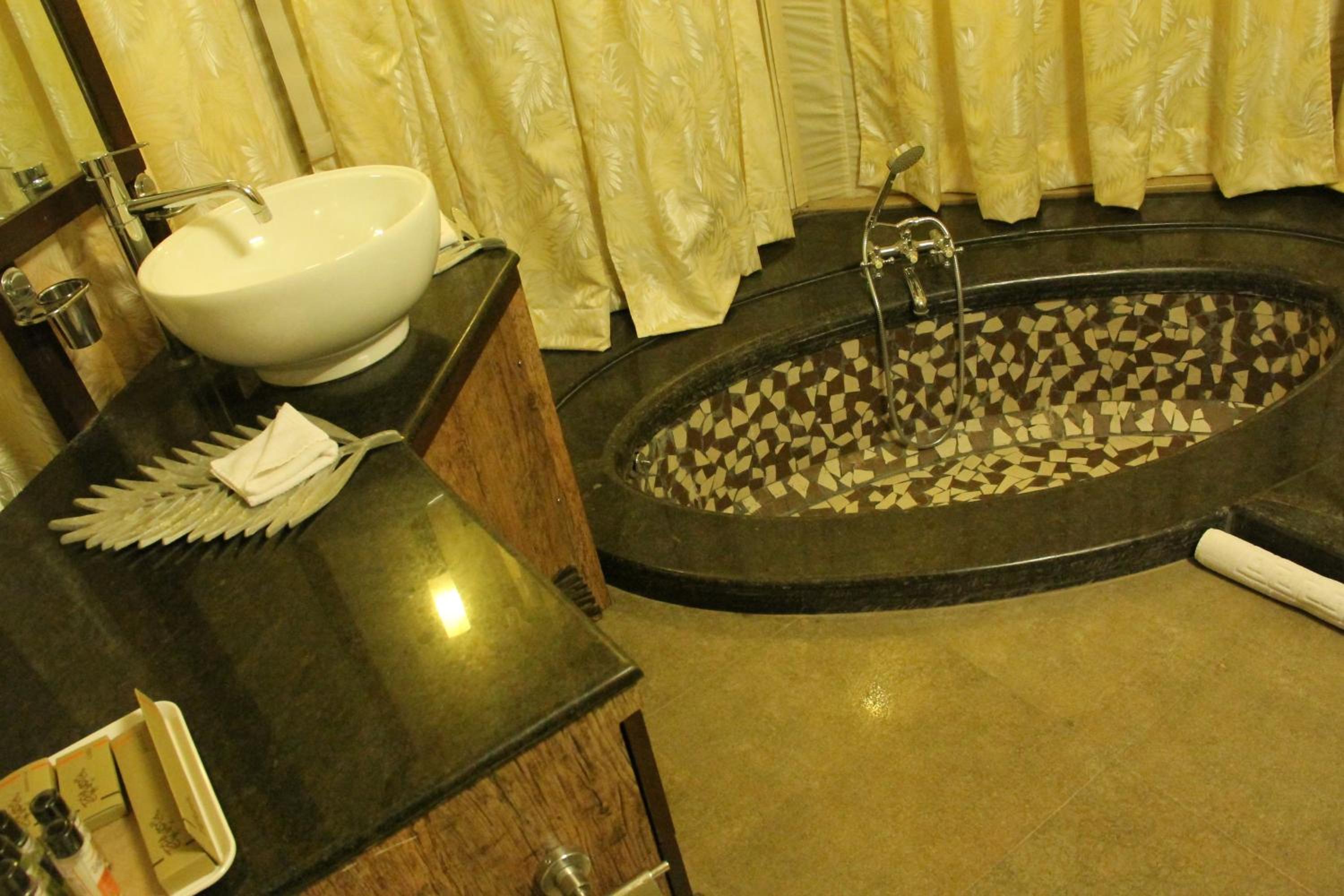 Luxury Tent - Photo 7