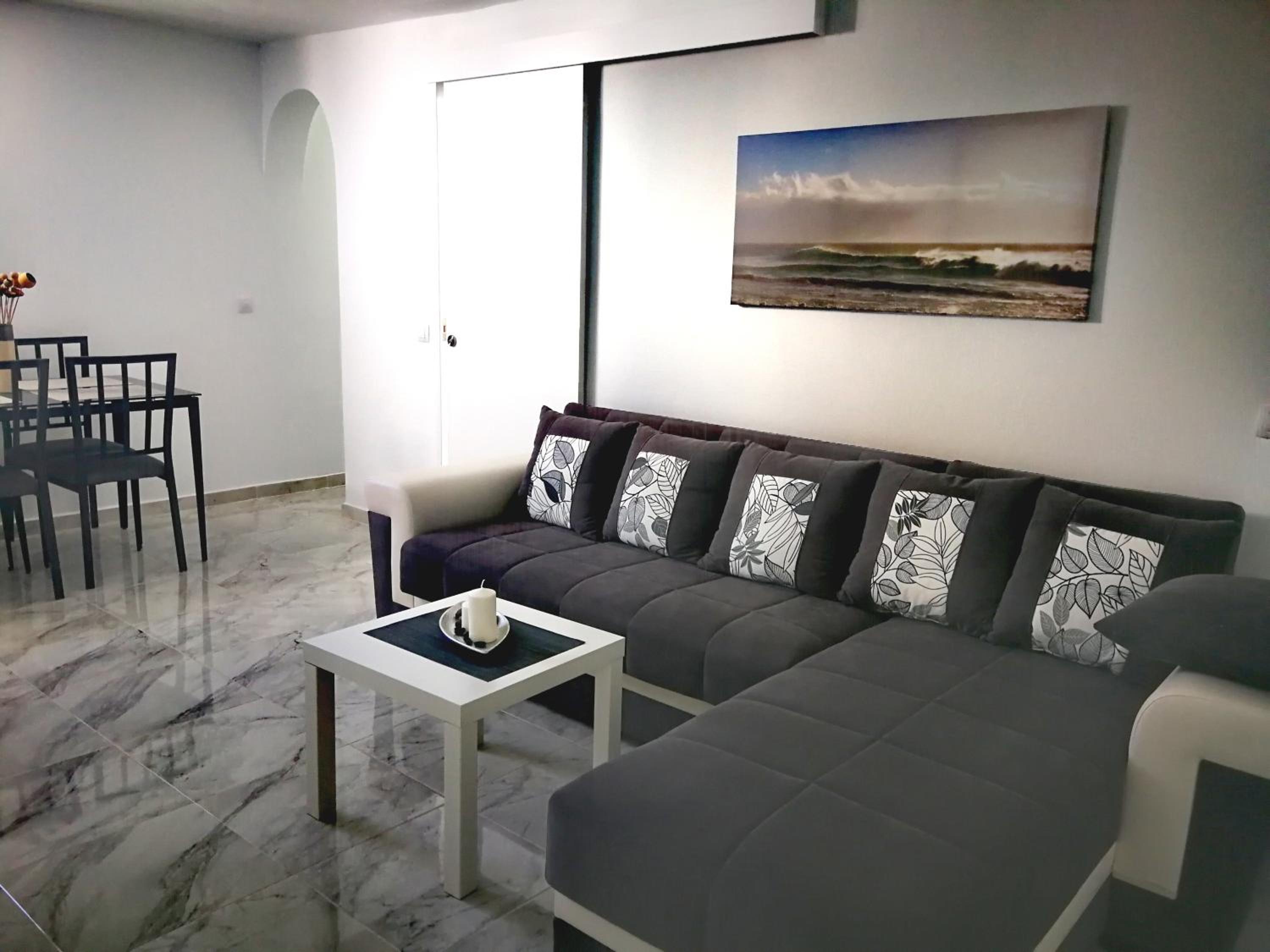 Apartamento con vista al mar