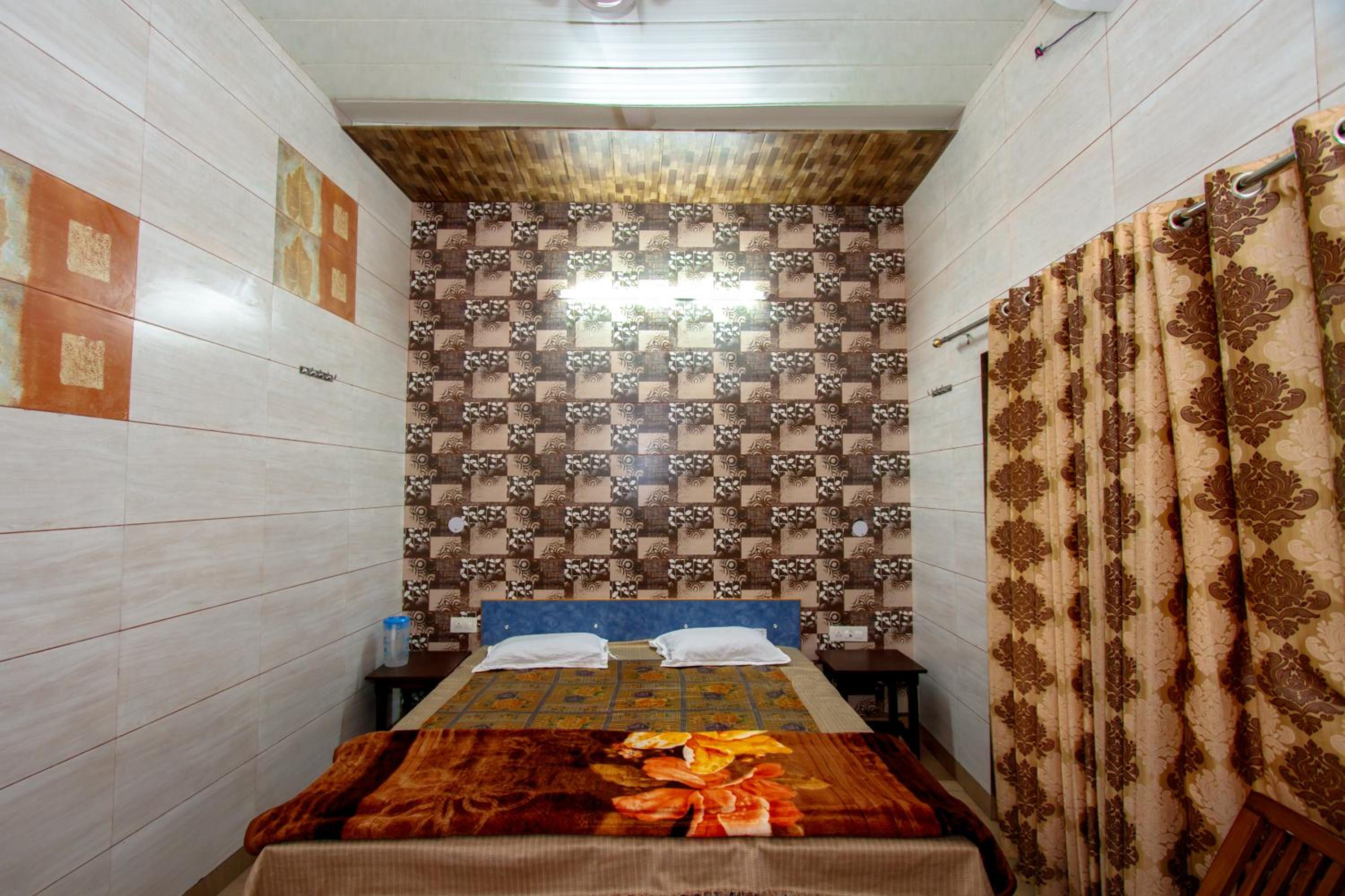Deluxe Double Room photo 2