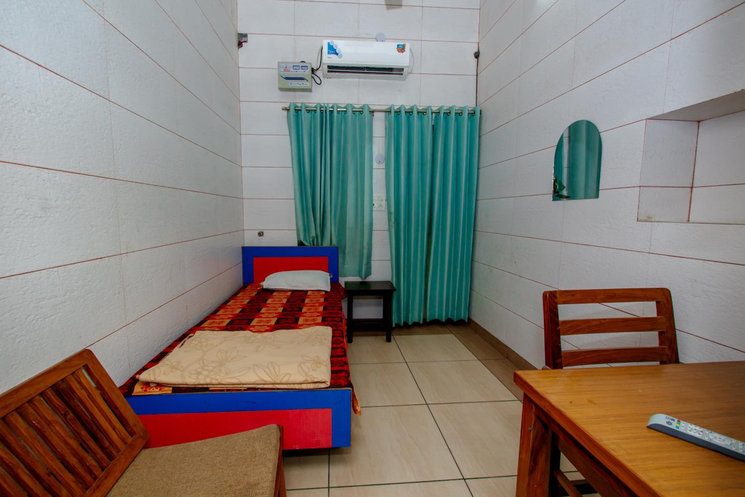 Deluxe Single Room photo 1