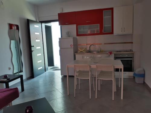 Apartment - Photo 5