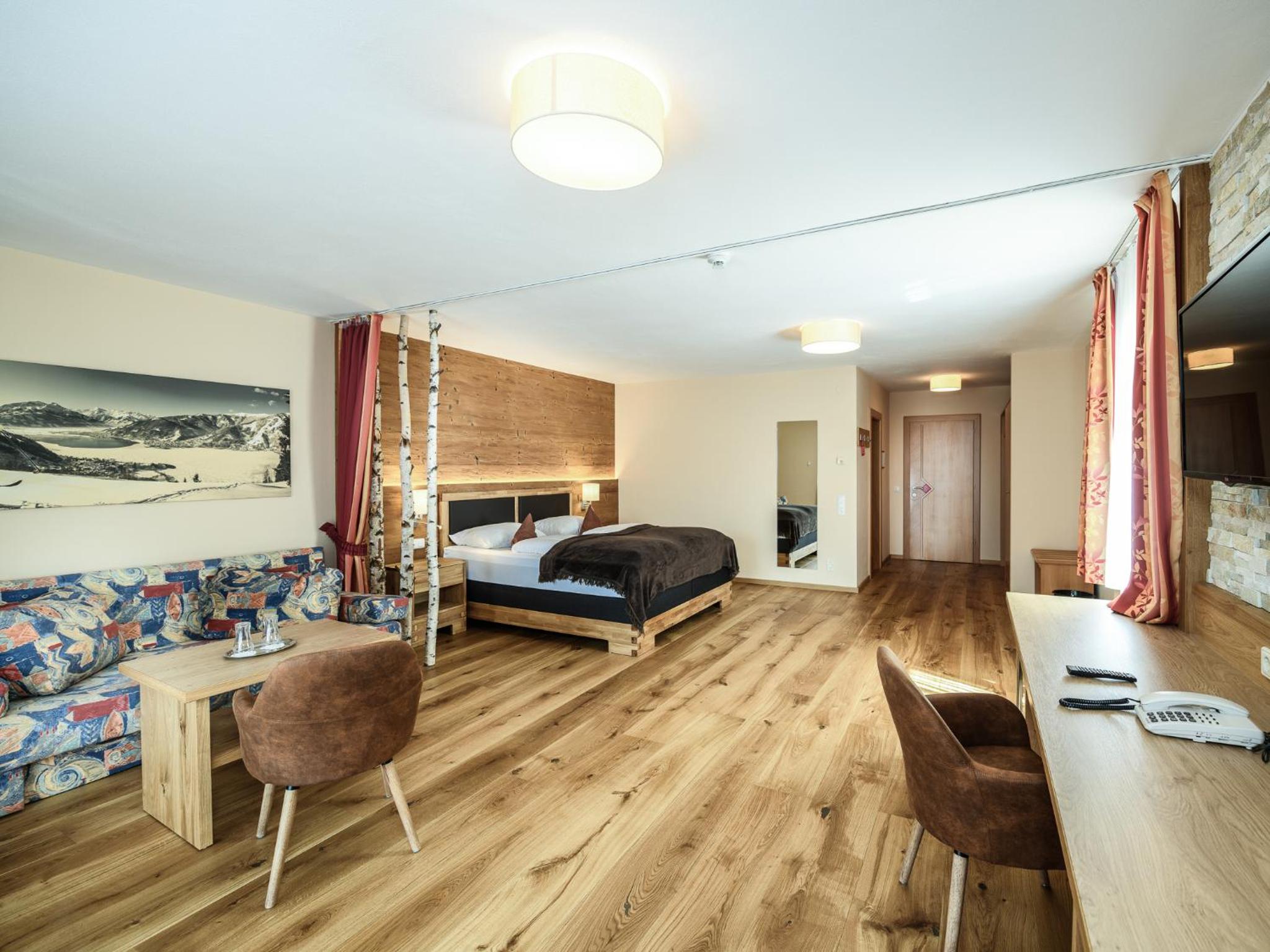 Junior Suite with Balcony or Terrace - Photo 4