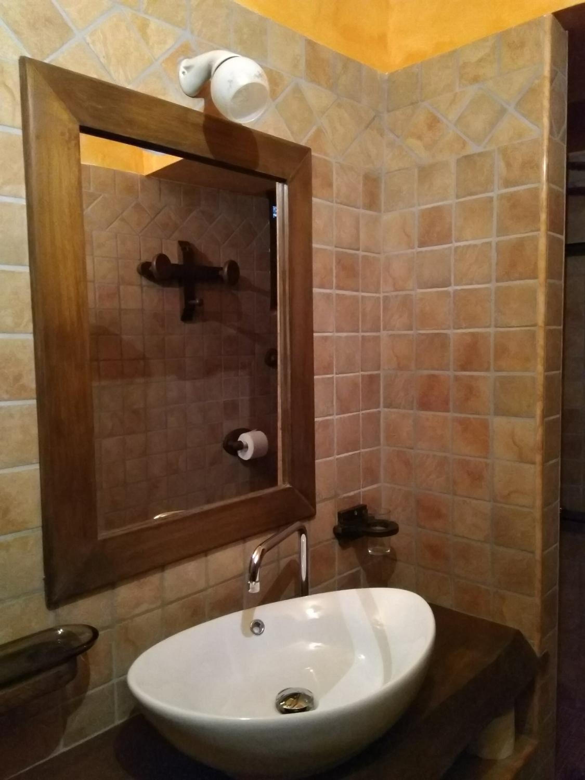 Double Room - Photo 3