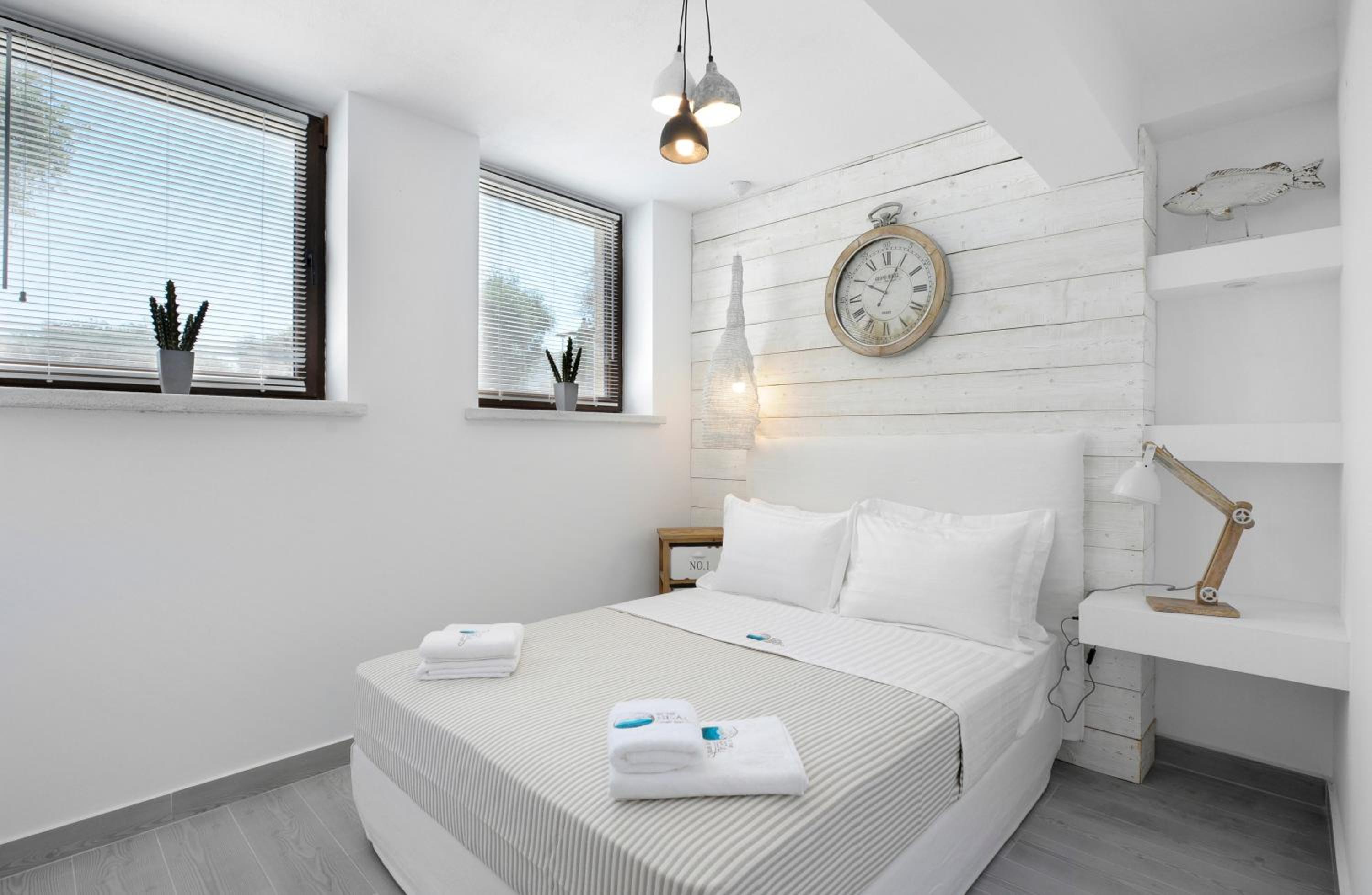 Standard Apartment (Semi Basement) photo 2