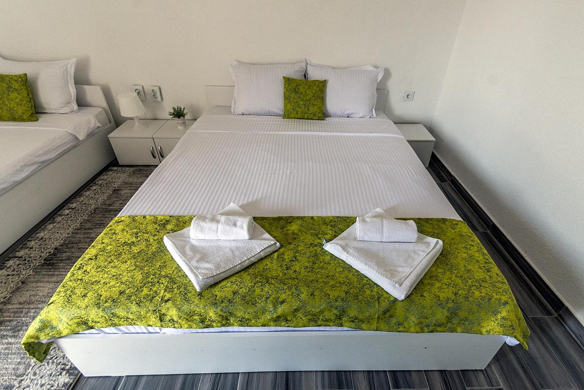 Triple Room photo 2