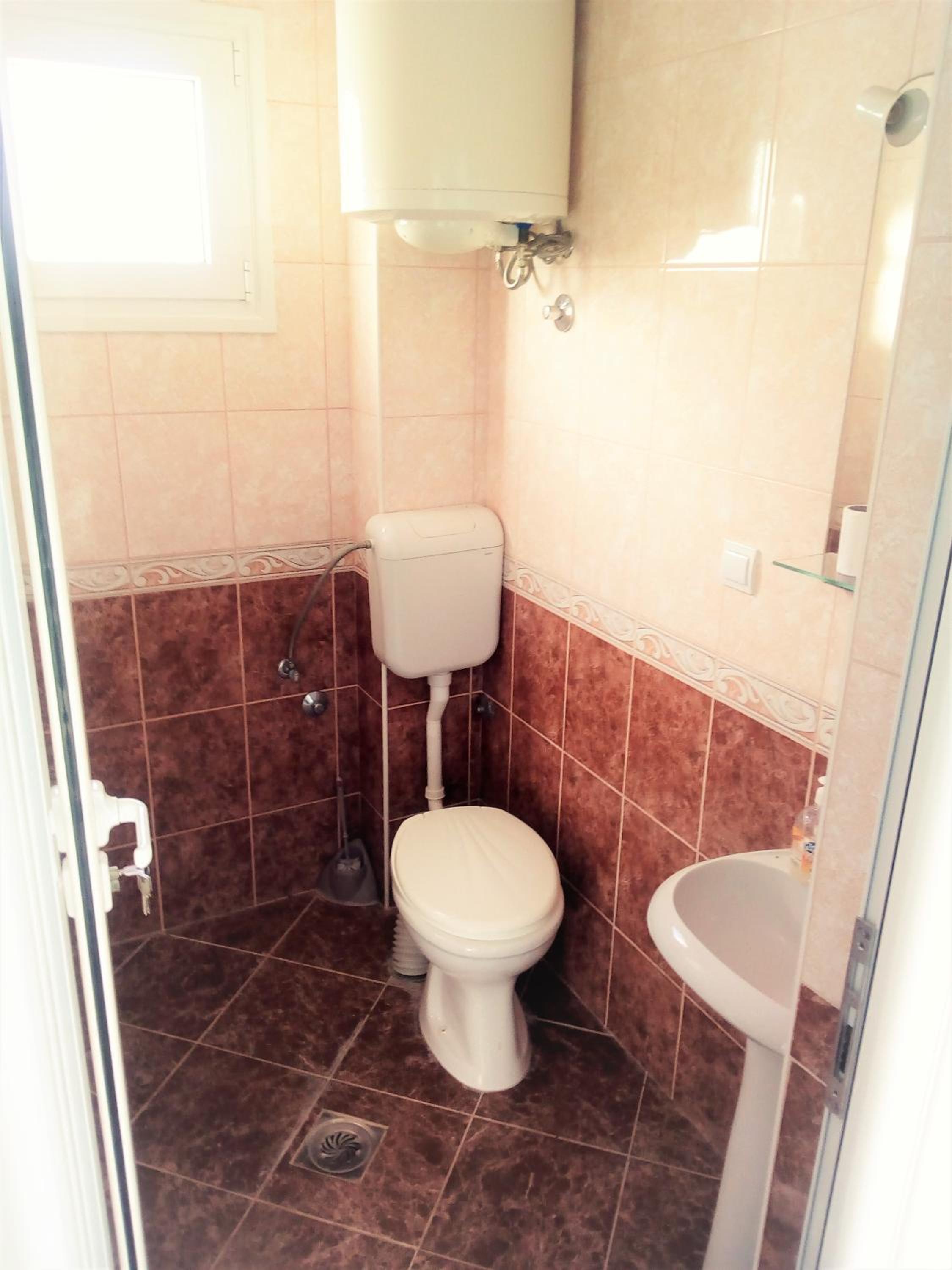 Apartment - Ground Floor photo 3