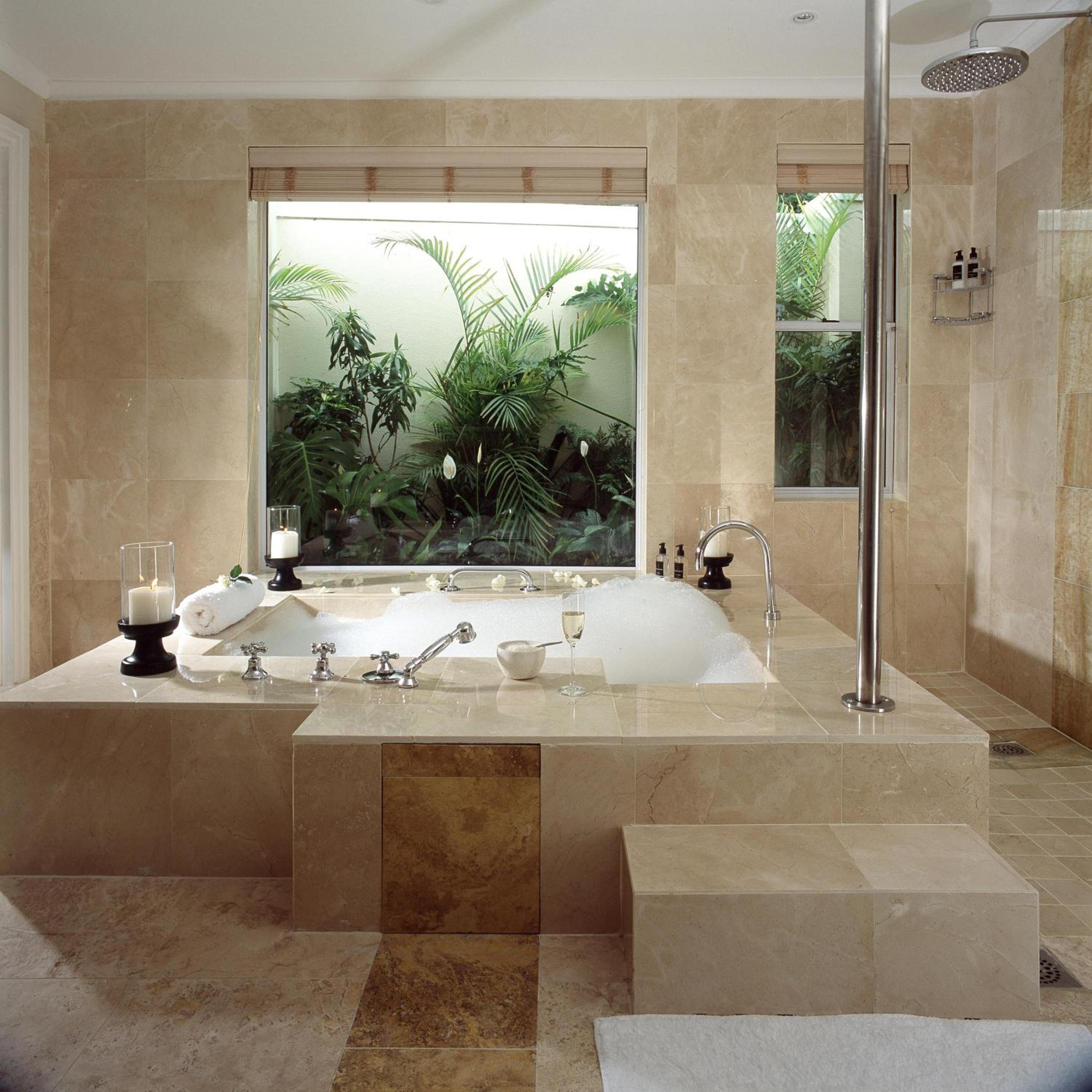 Superior King Room - Photo 7