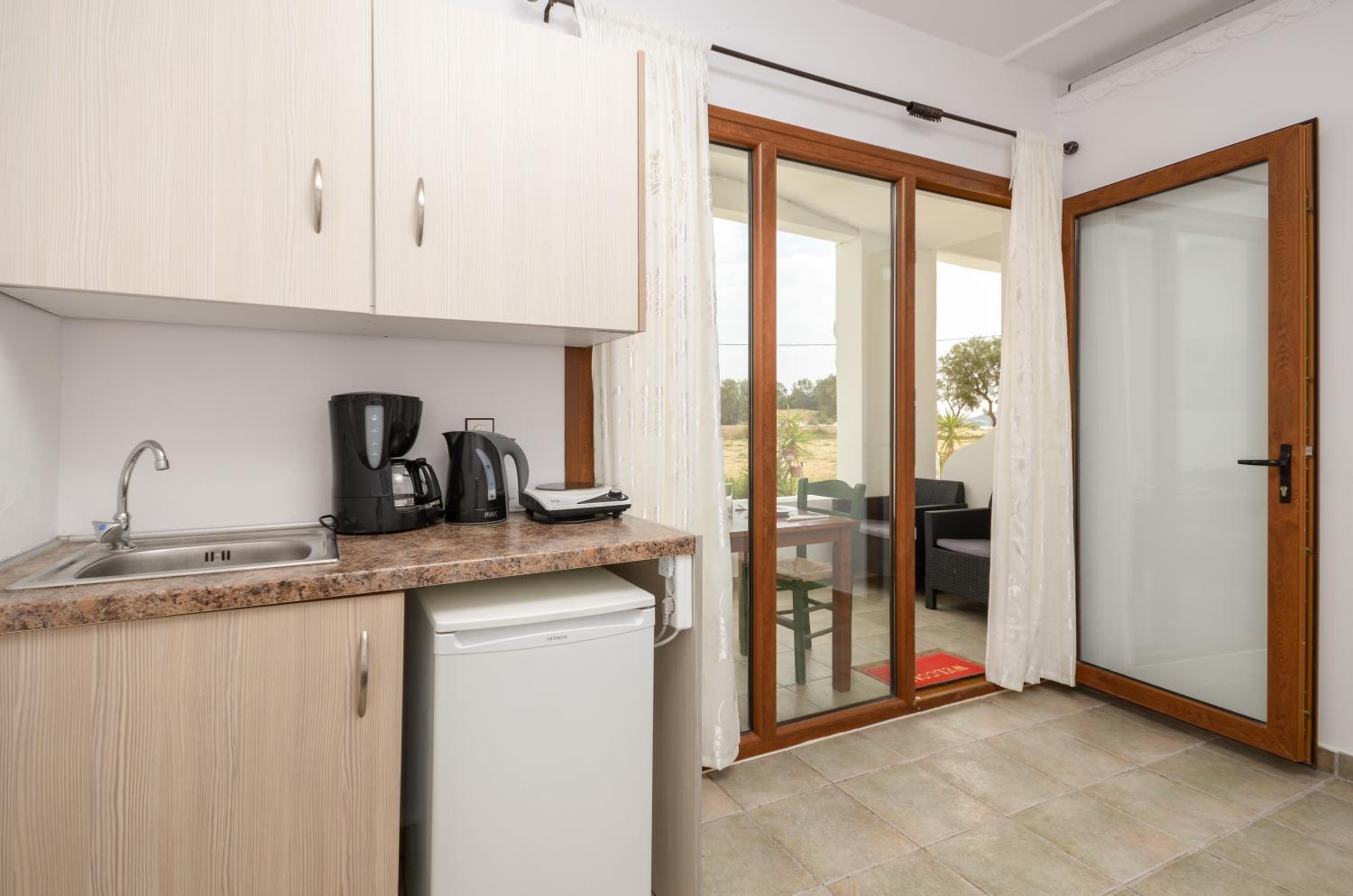 Two-Bedroom Apartment - Photo 9