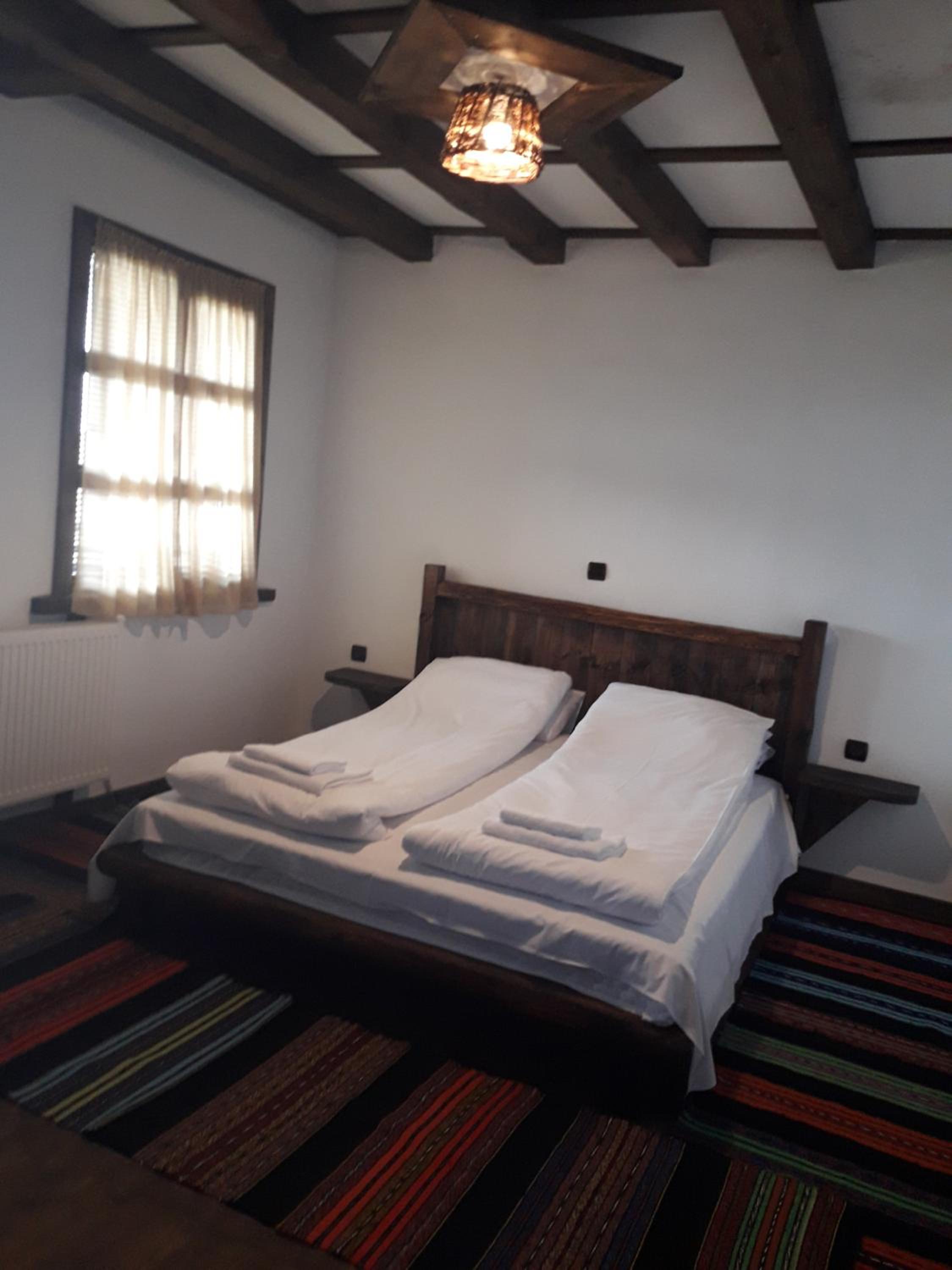 Large Double Room photo 2