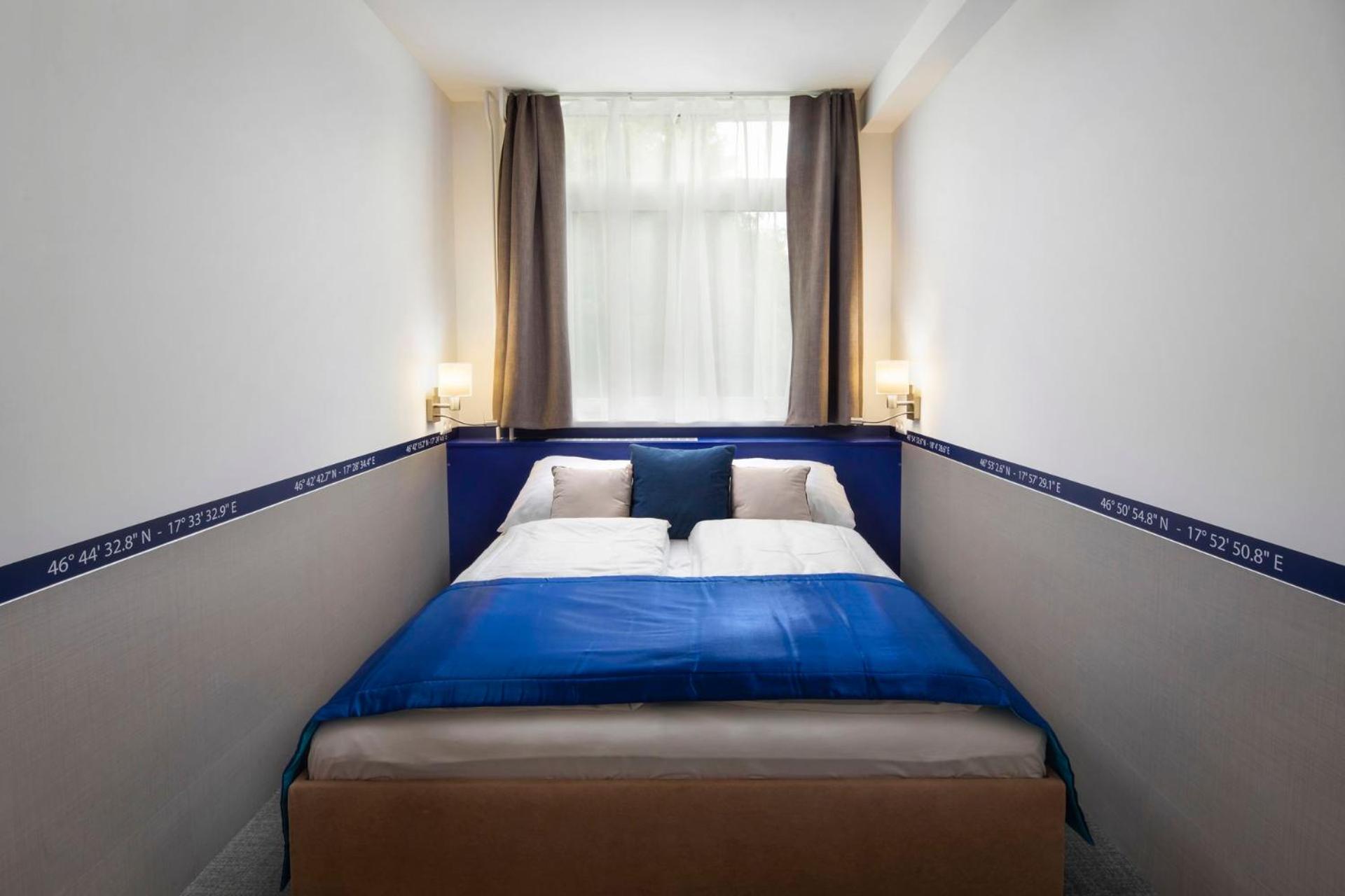 Economy Quadruple Room photo 1