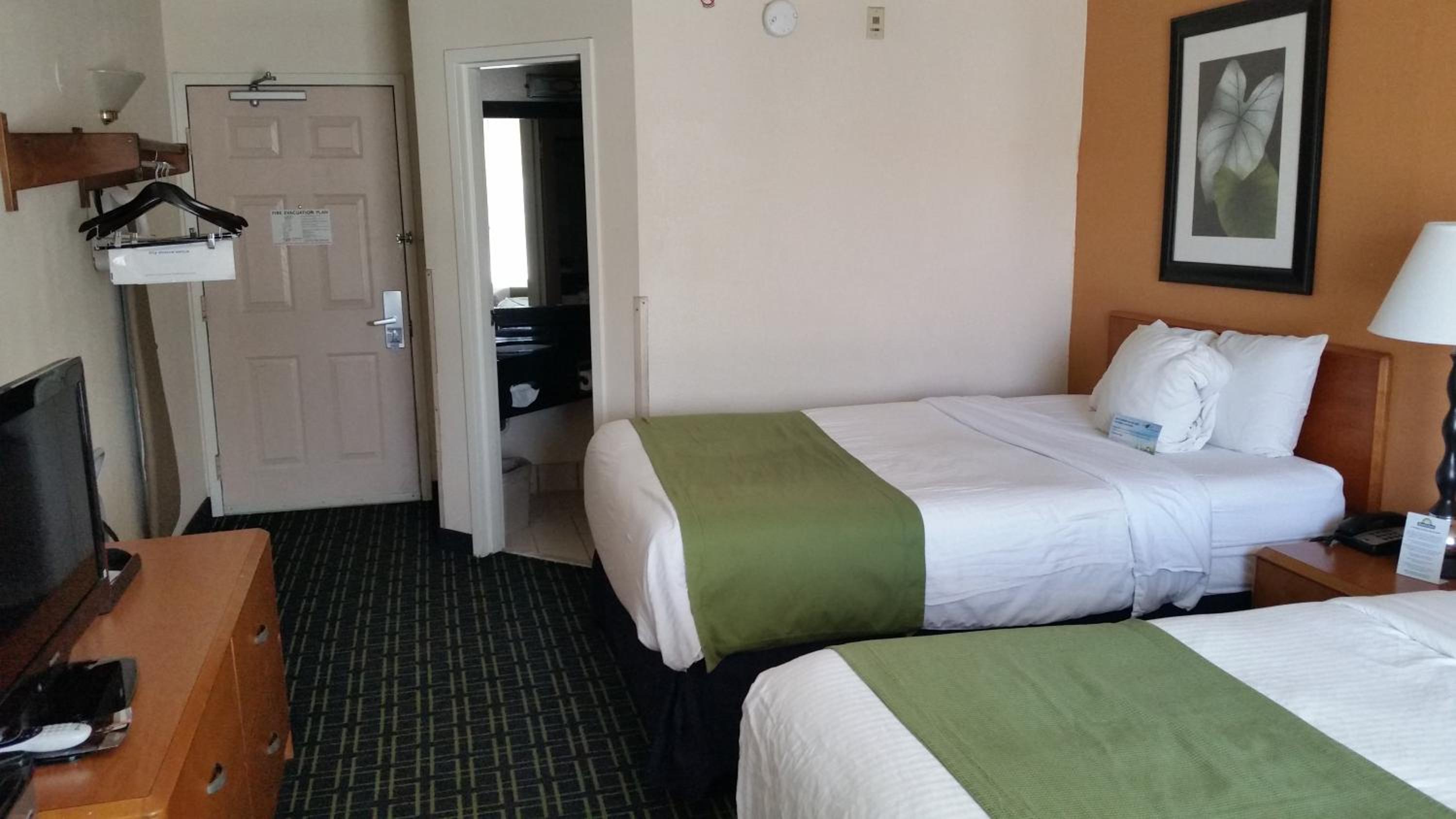 Room with Two Double Beds - Non-Smoking photo 1