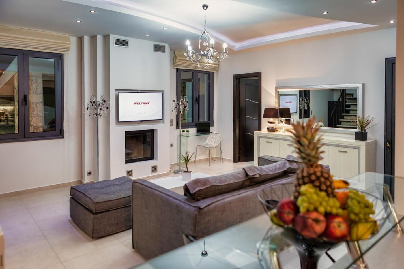 Villa photo 2