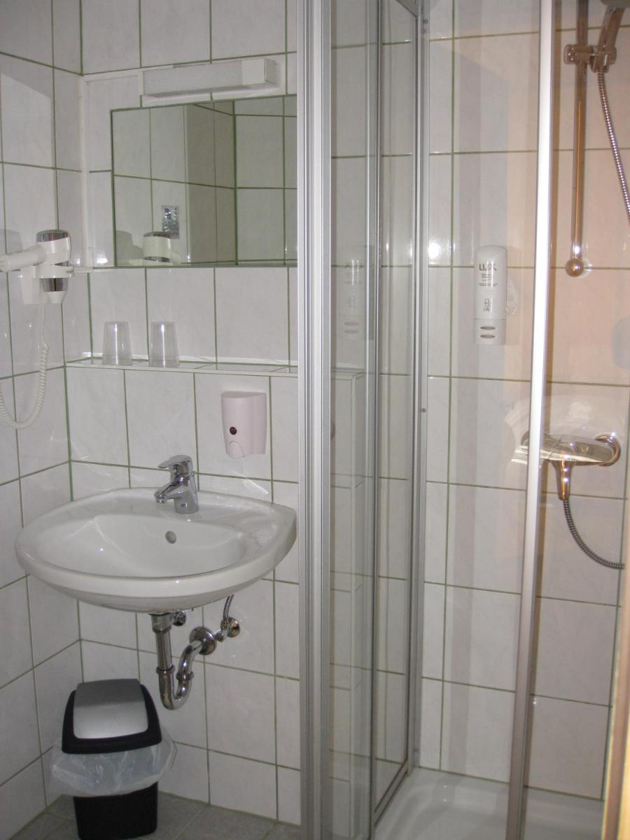 Double Room - Photo 3