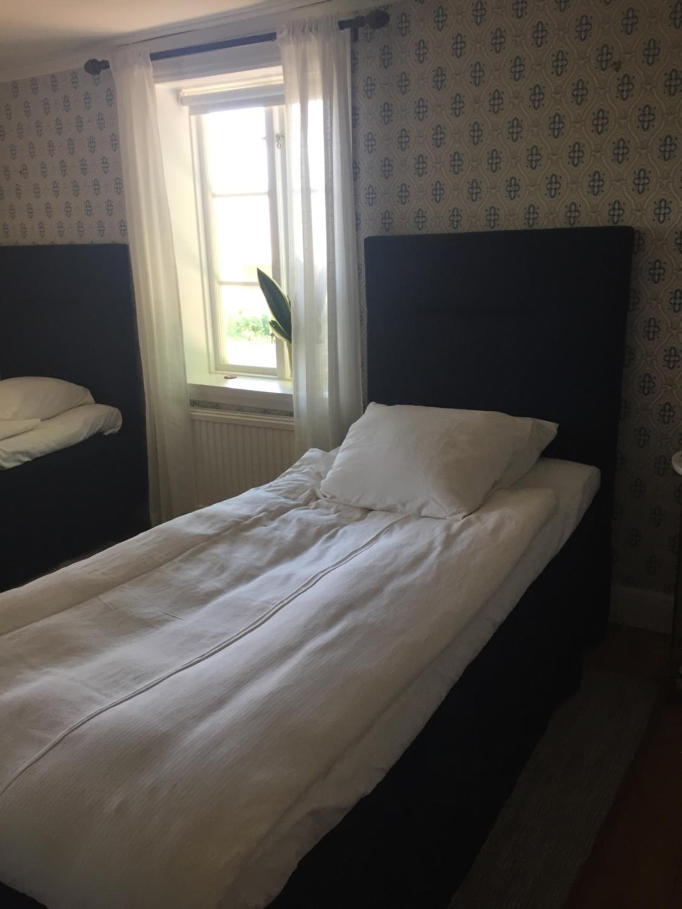 Twin Room - Ground Floor photo 1