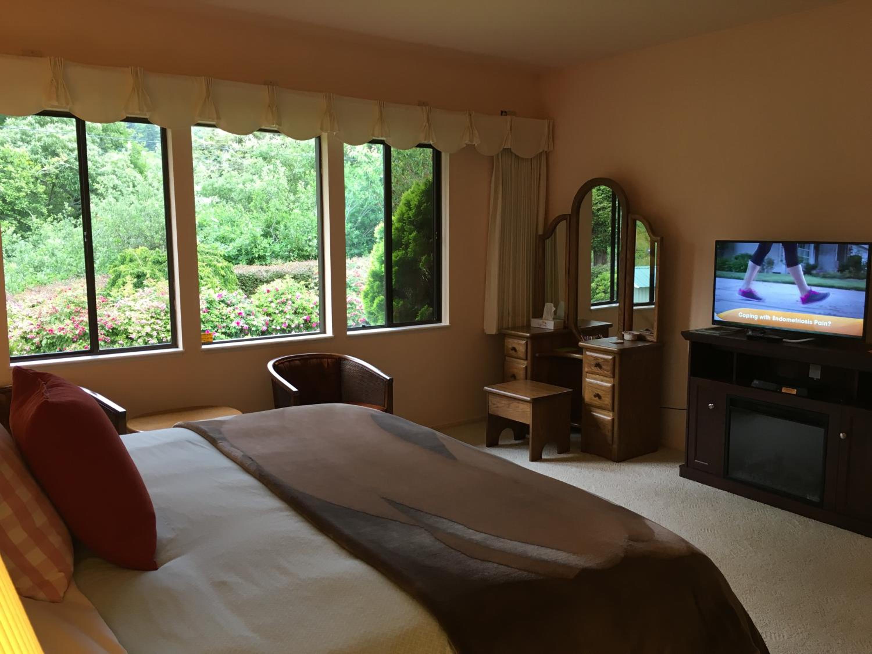 Deluxe Queen Room photo 2