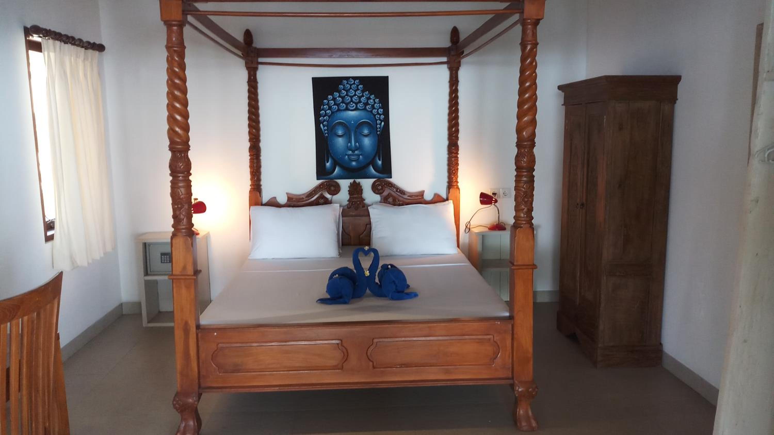 Large Double Room - Photo 1