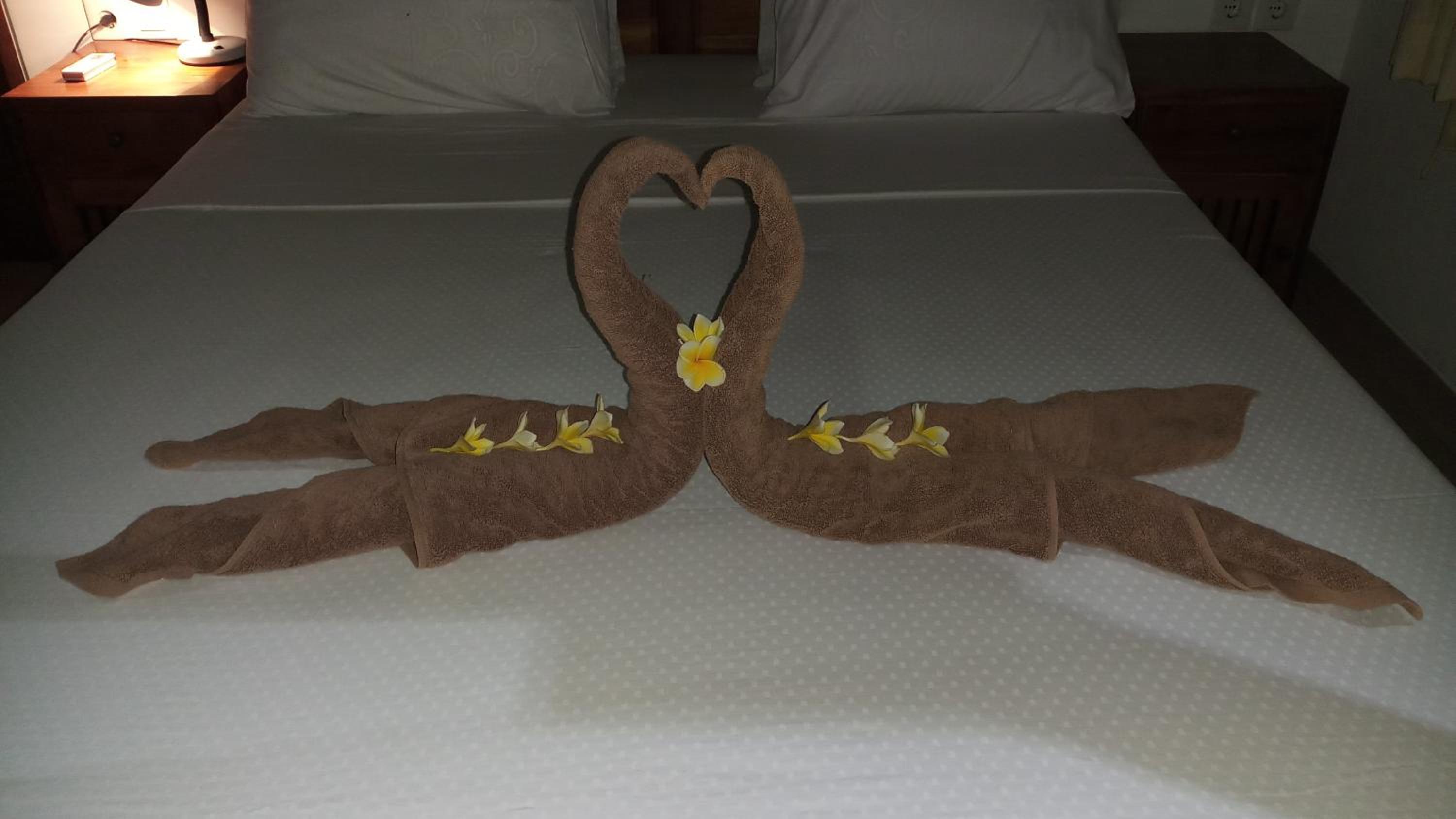 Large Double Room - Photo 6