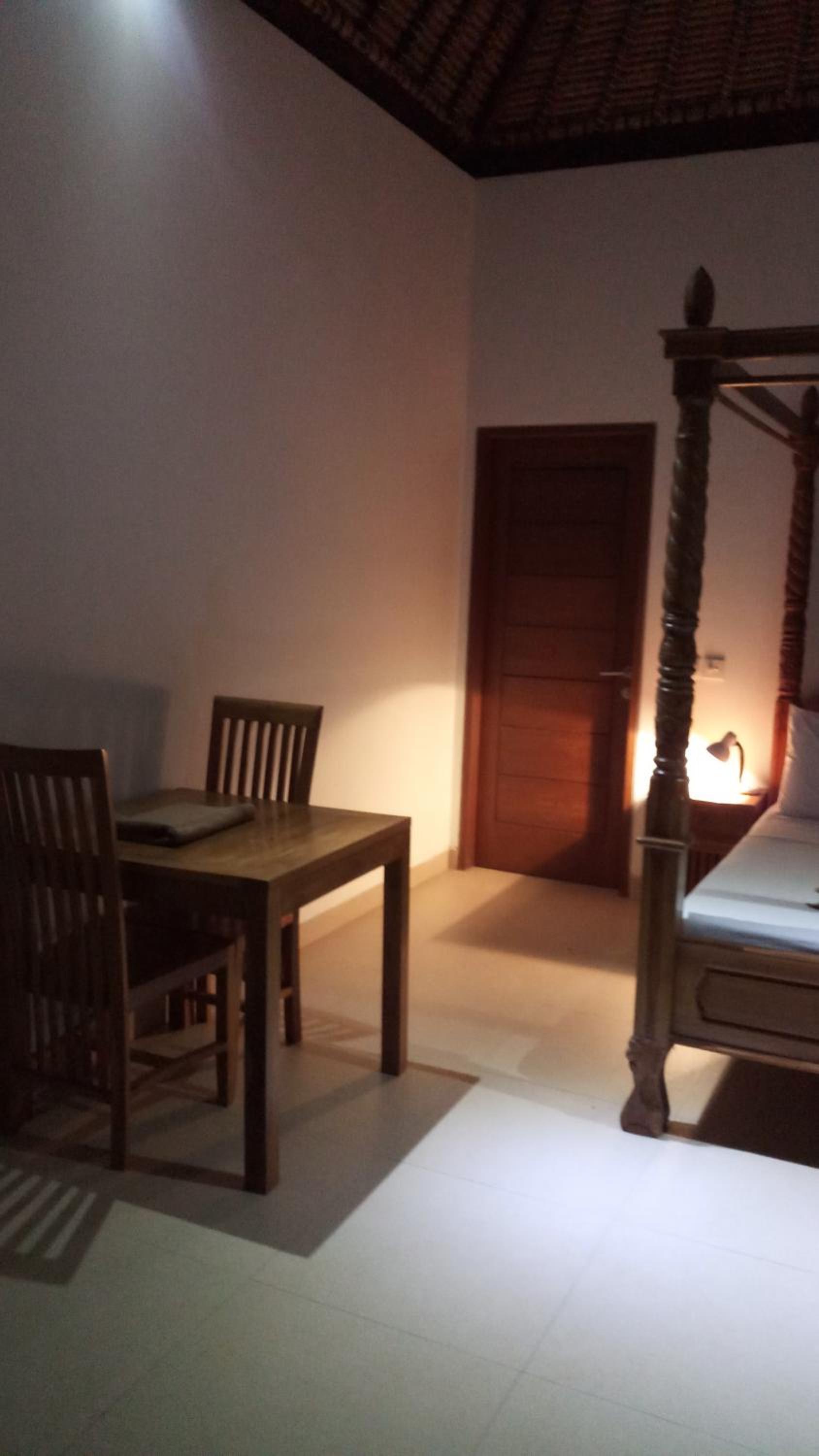 Large Double Room - Photo 5