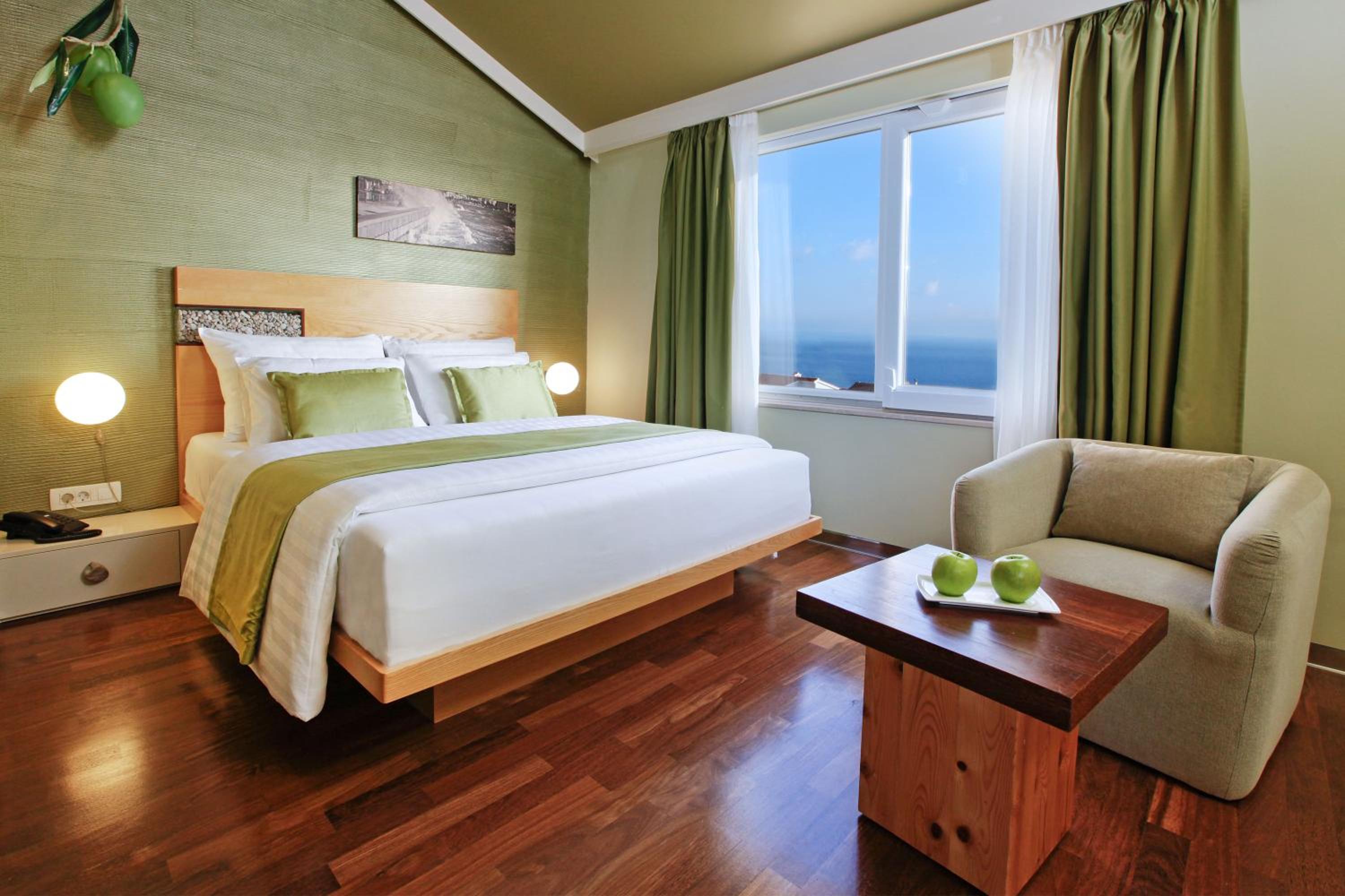 Habitación Doble Deluxe con Balcón