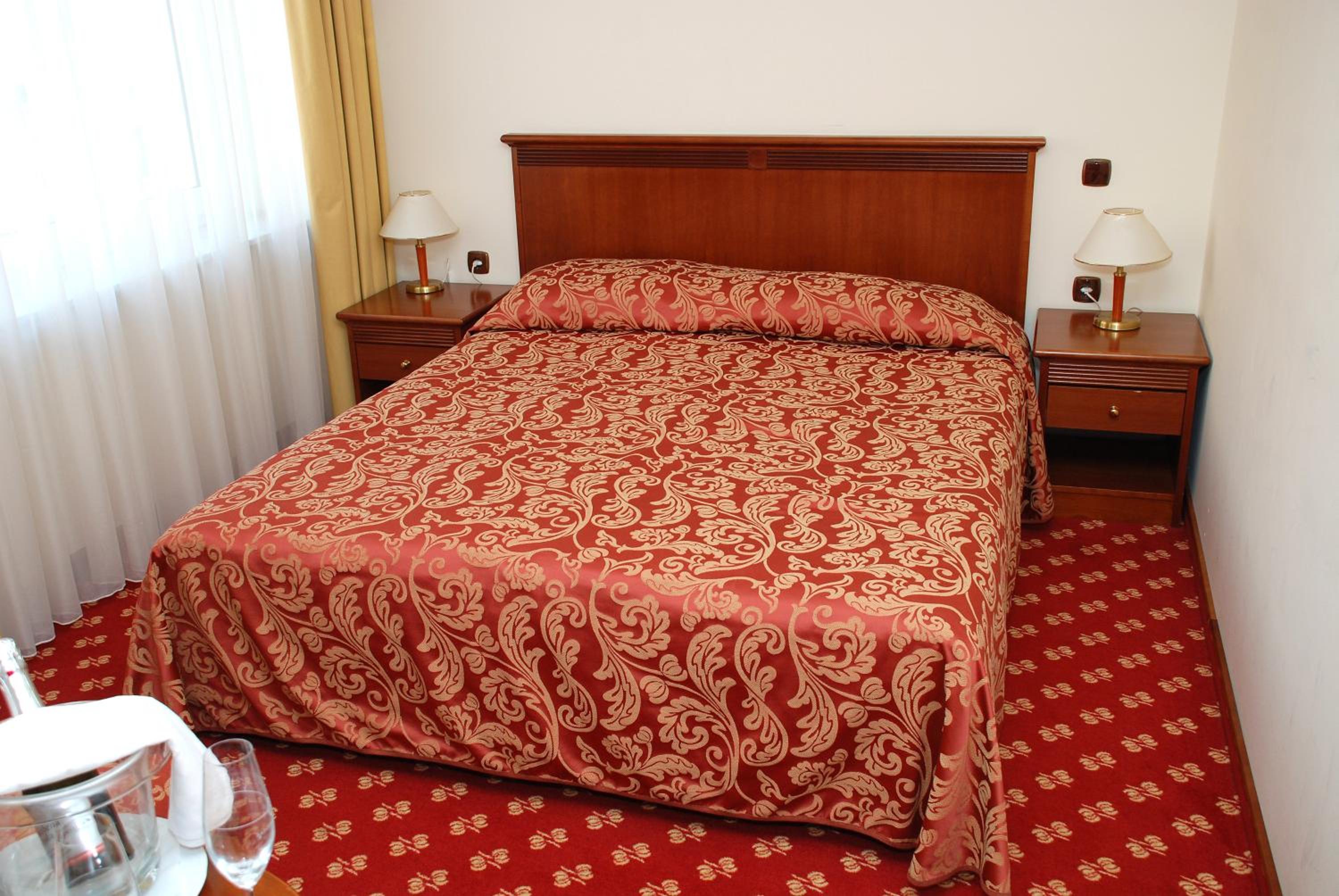 Double or Twin Room photo 3