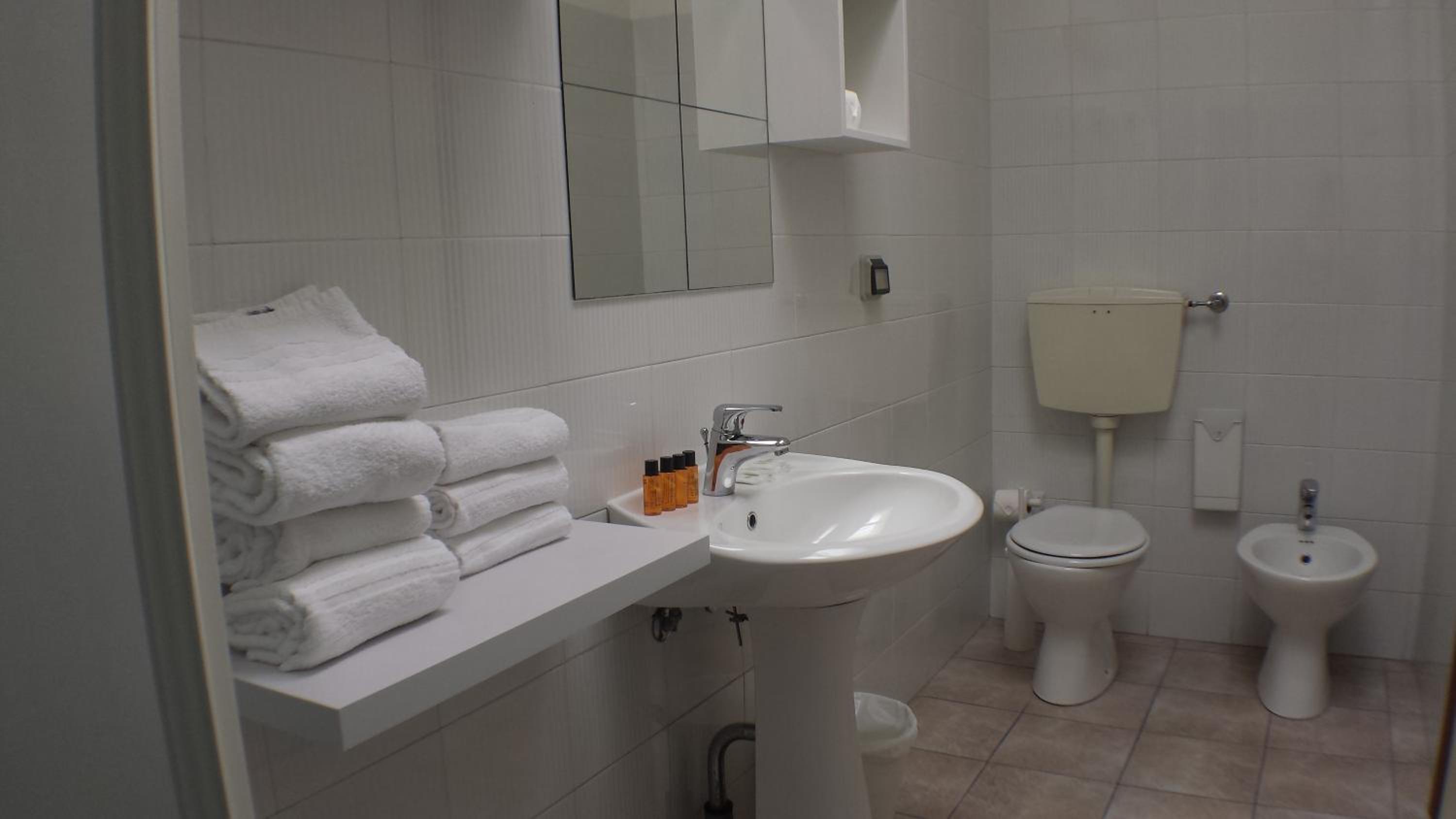 Triple Room photo 3
