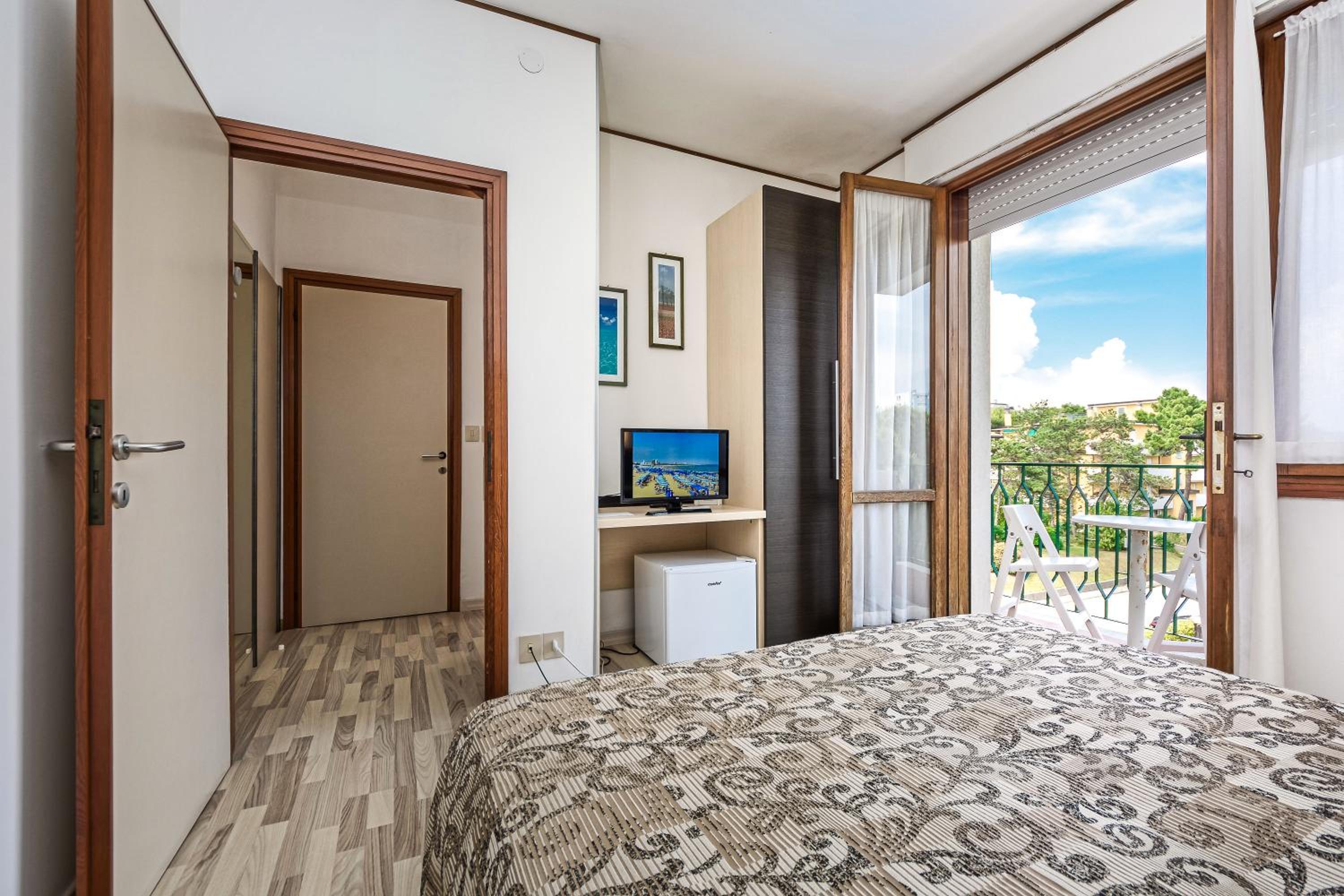Double or Twin Room with Balcony