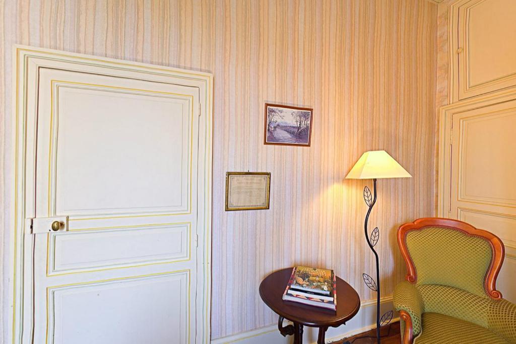 Double Room - Photo 8