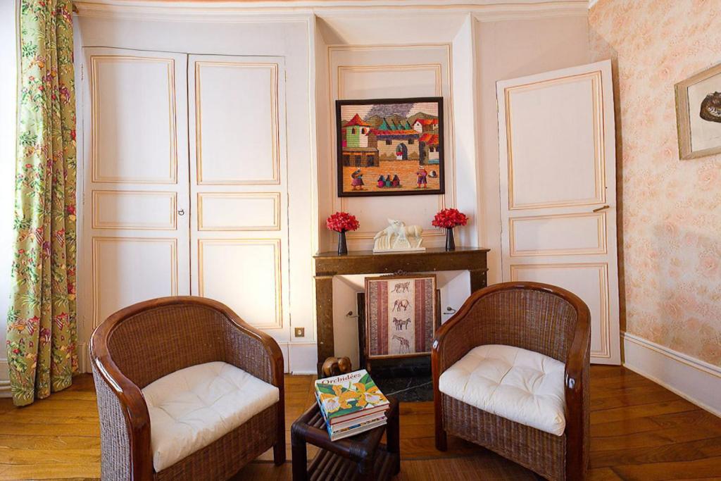 Double Room - Photo 12