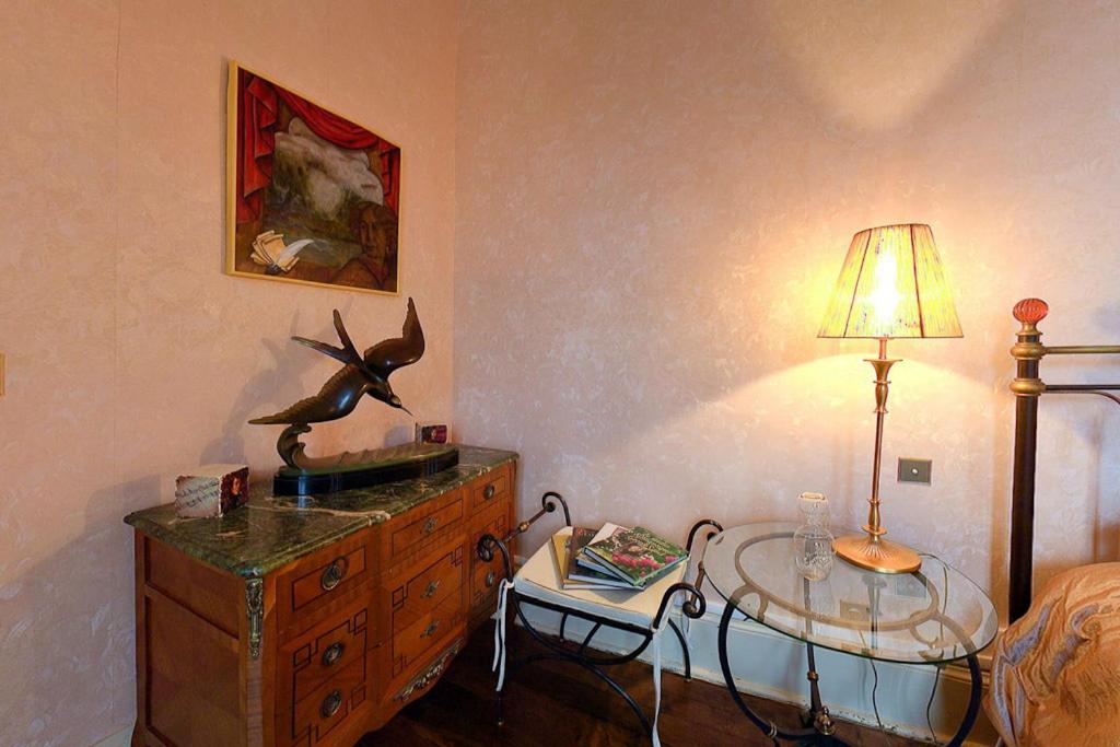 Double Room - Photo 3