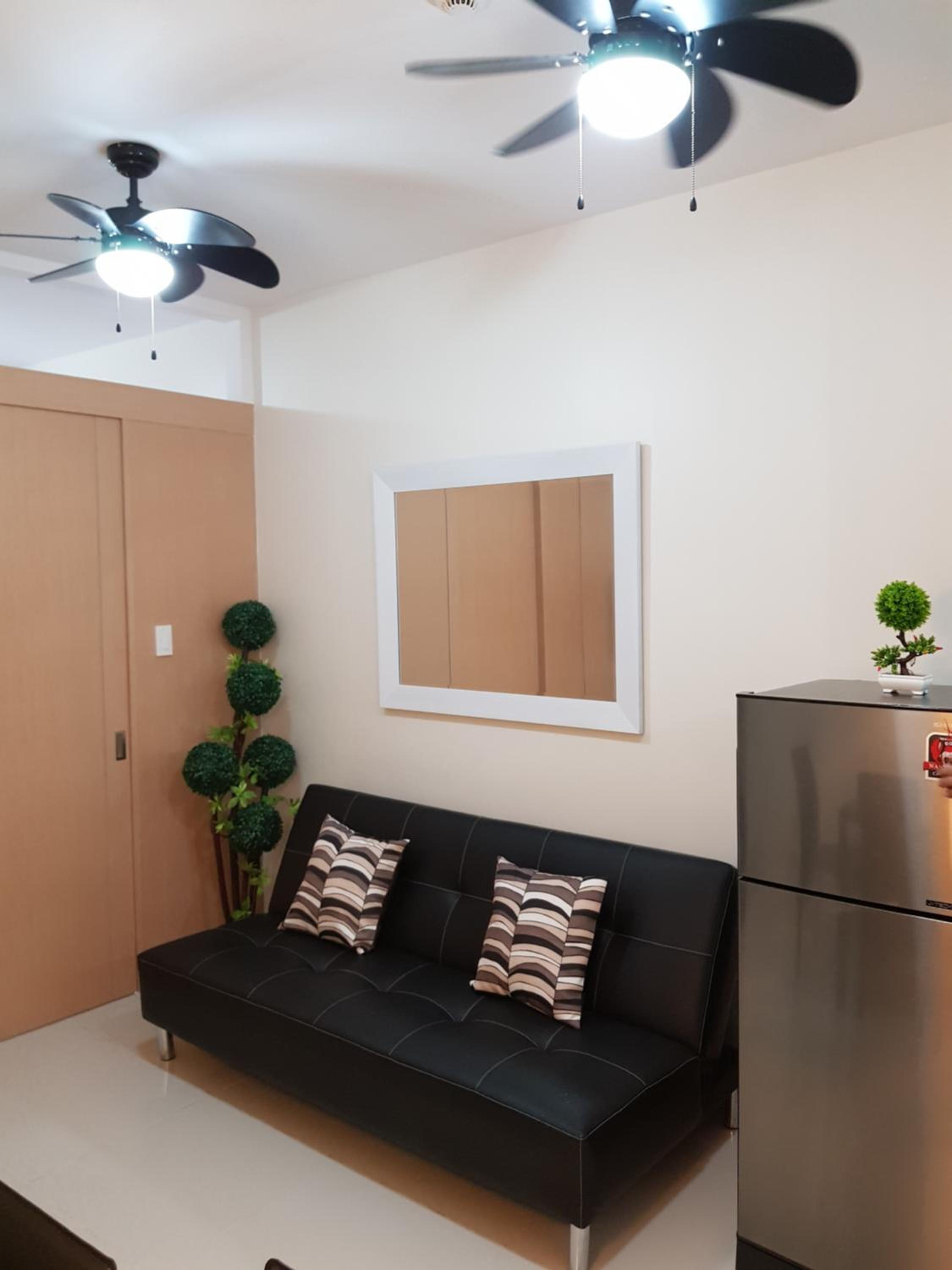 Apartment with Lake View - Photo 19