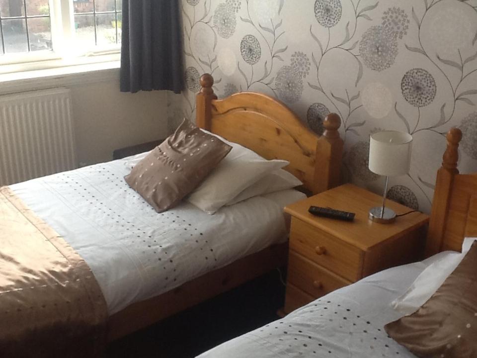Twin Room - Photo 1