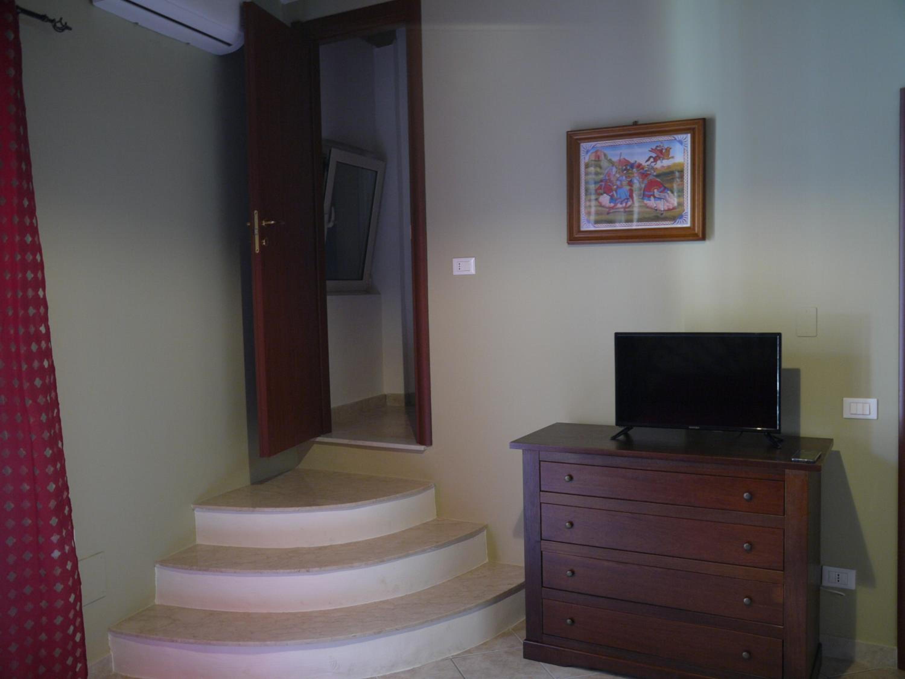 Triple Room with Balcony photo 3