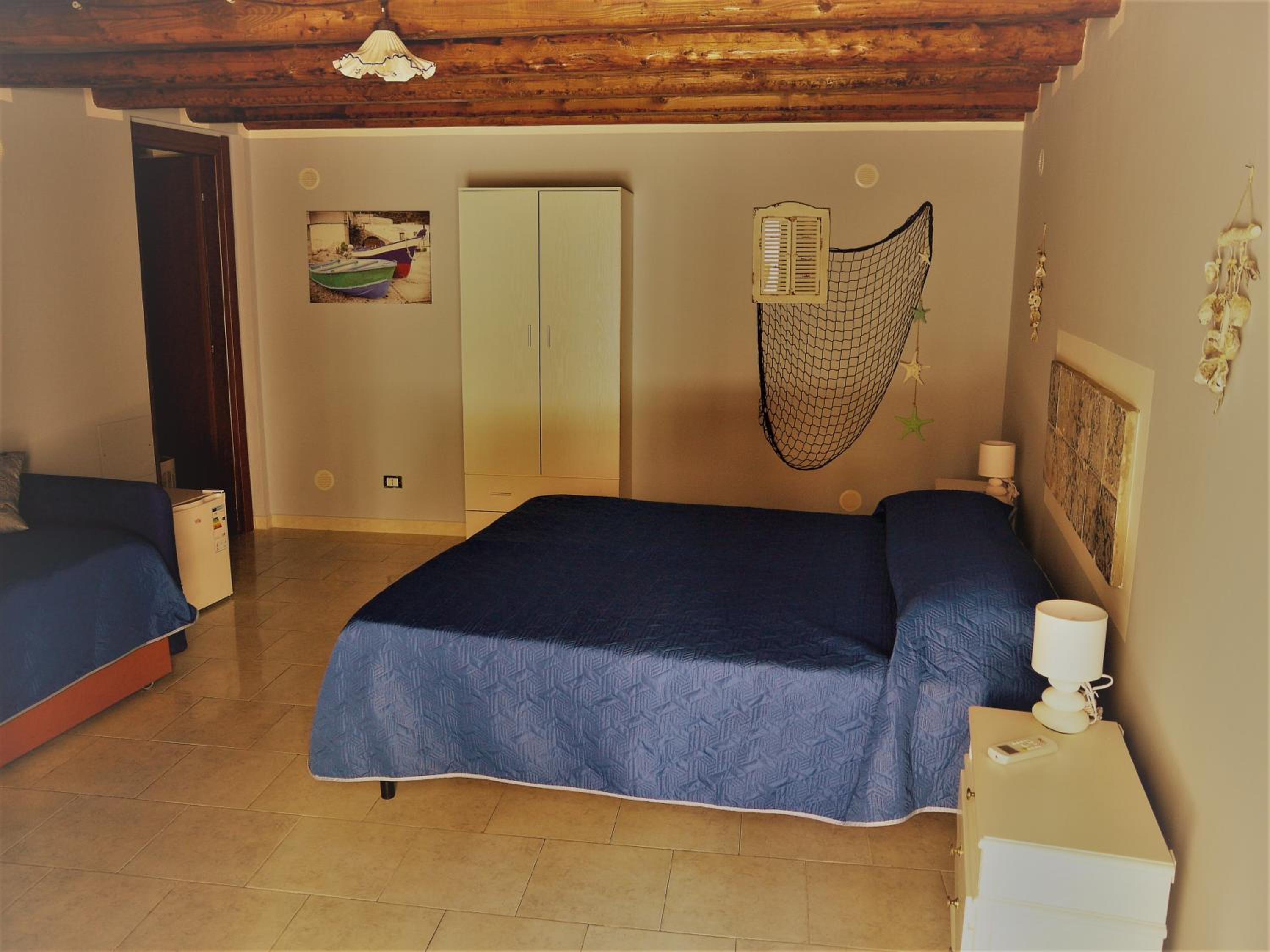 Triple Room with Private Bathroom photo 1