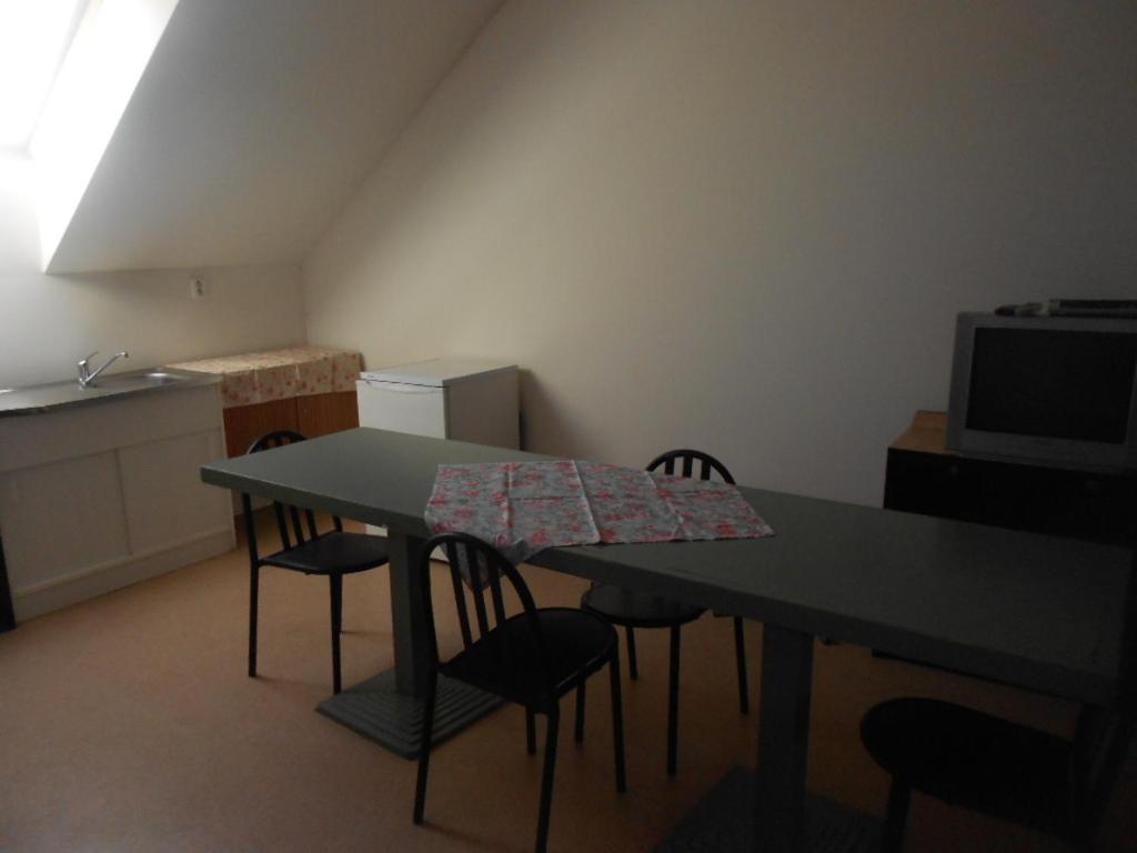 Triple Room with Shared Bathroom photo 3