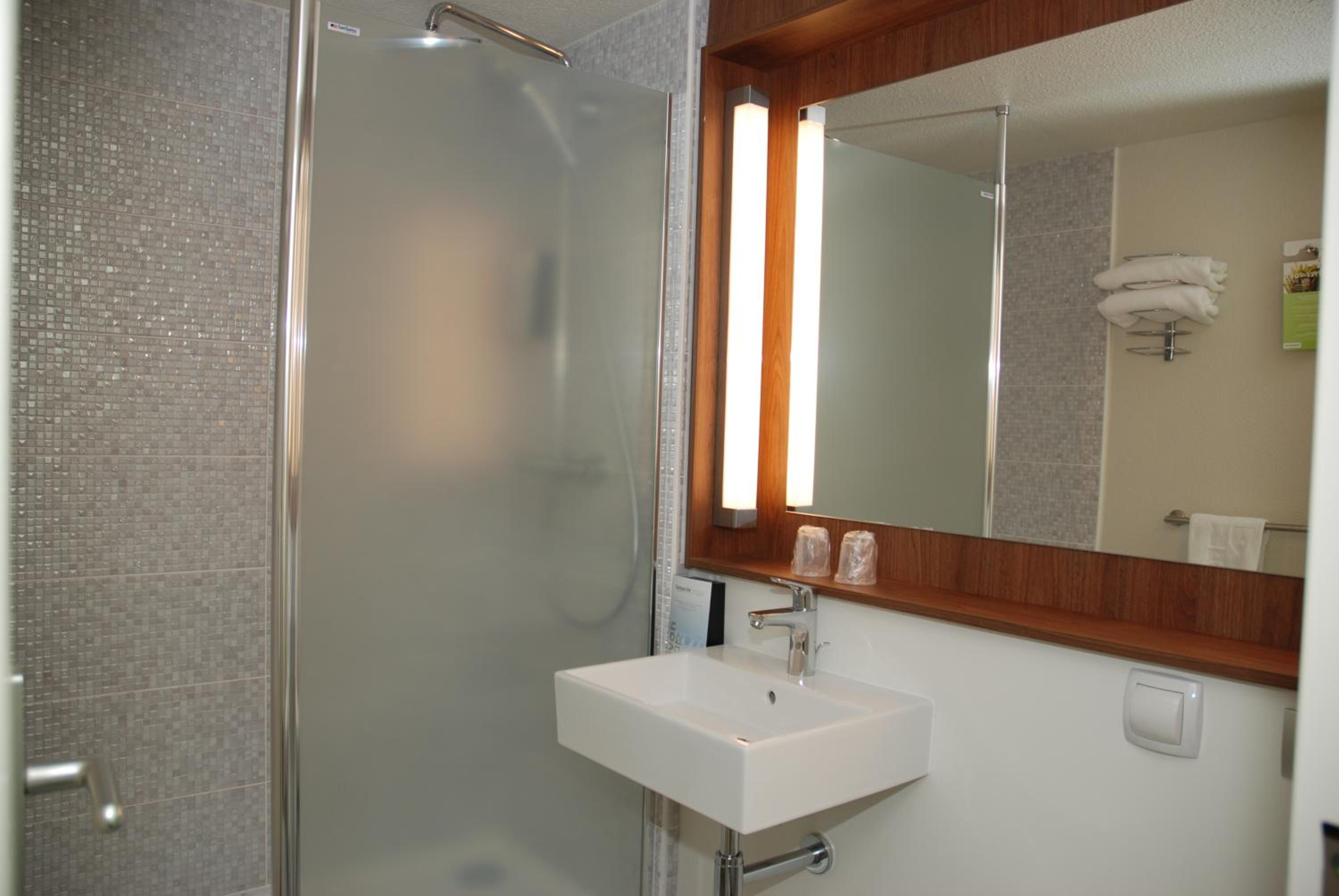 Standard Double Room - Photo 2