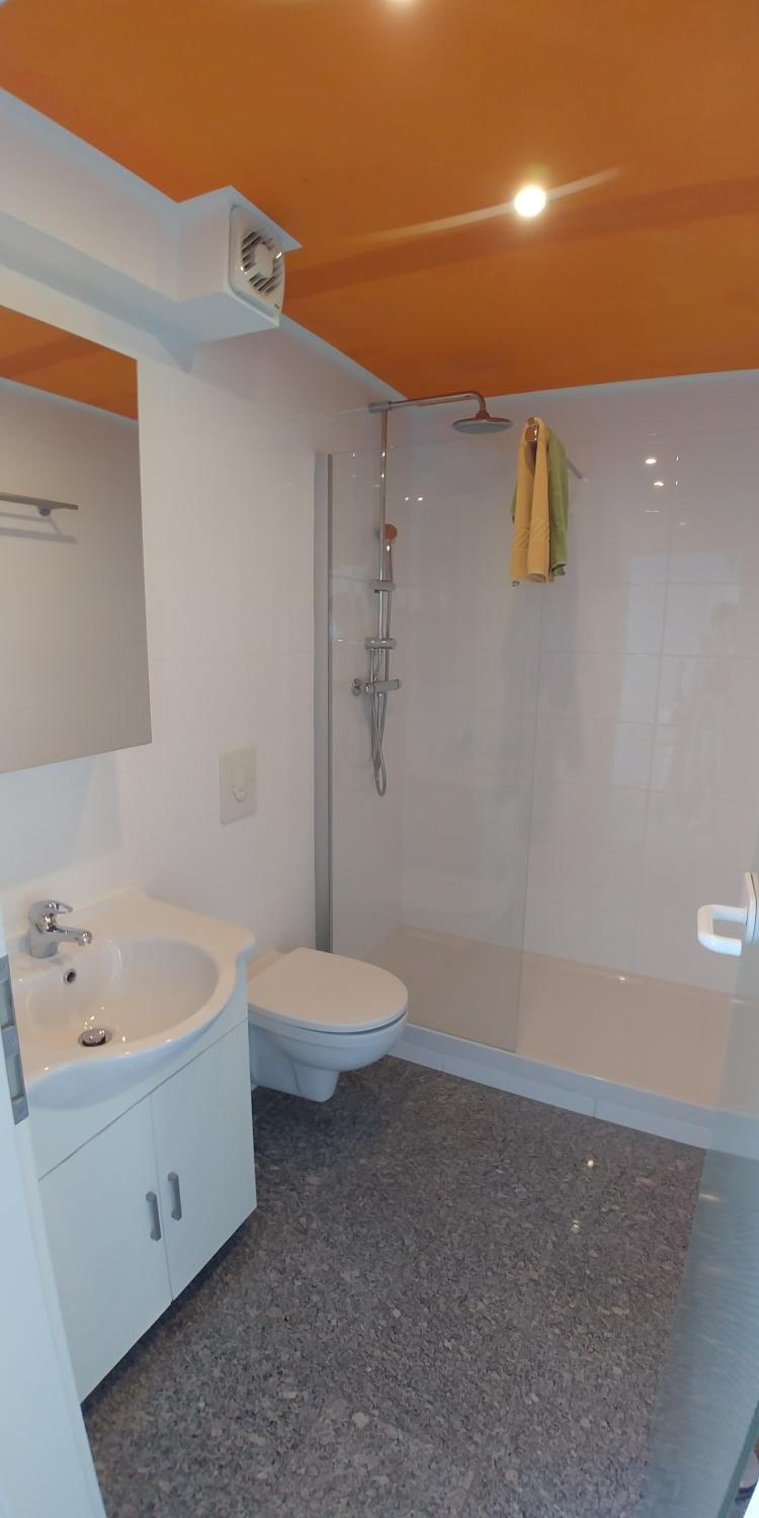 Apartment - Ground Floor - Photo 4